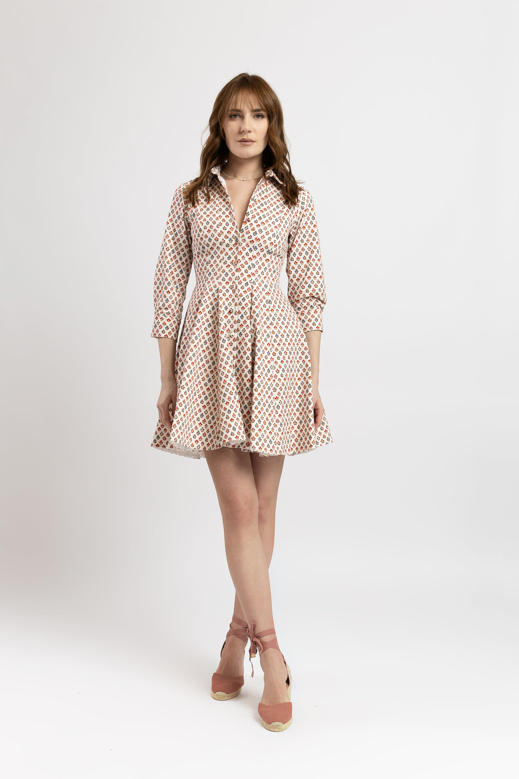Incarca imaginea in galerie, Rochie scurta in clini din denim floral