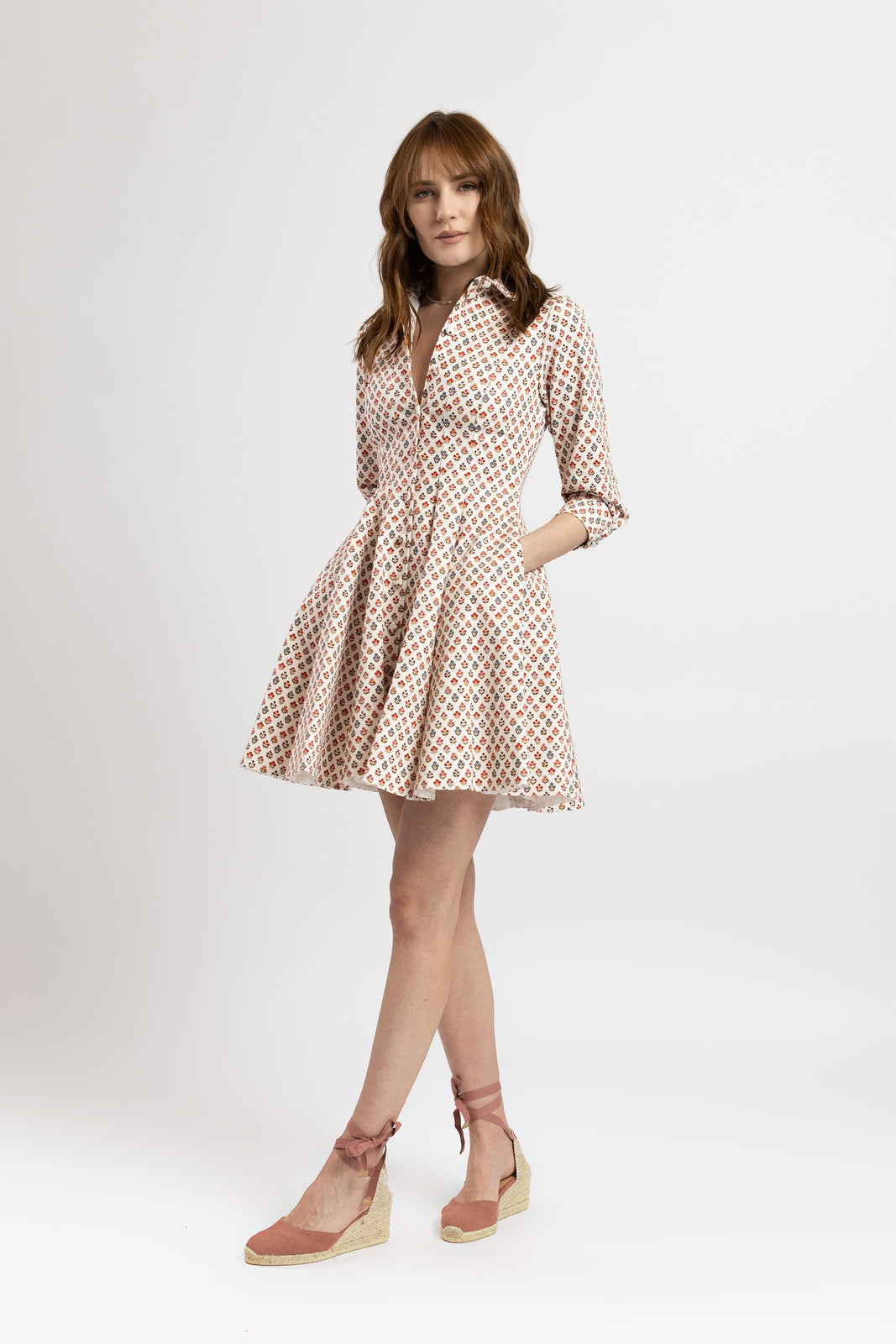 Incarca imaginea in galerie, Rochie scurta in clini din denim floral