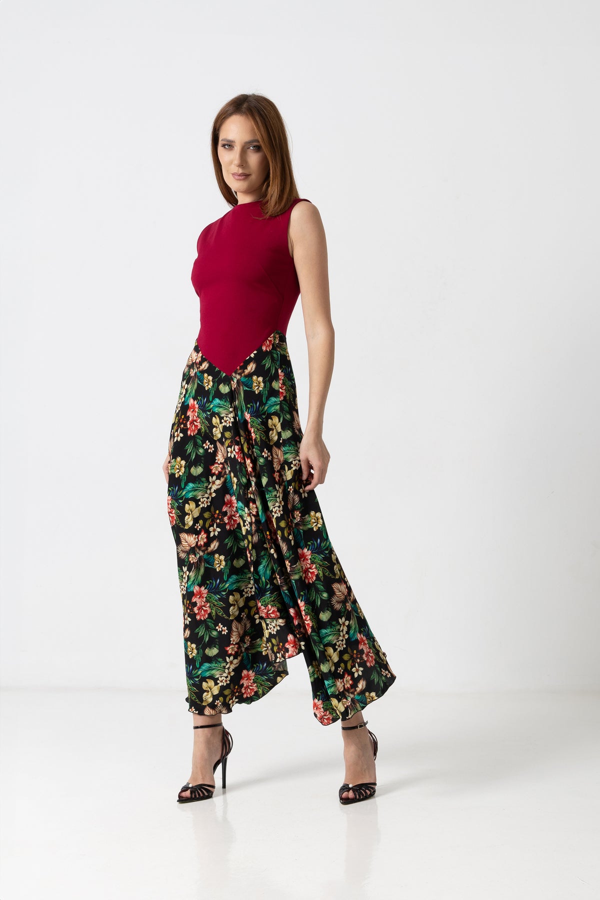 Rochie elegantă midi cu bust din jerse roșu și fustă din mătase florală