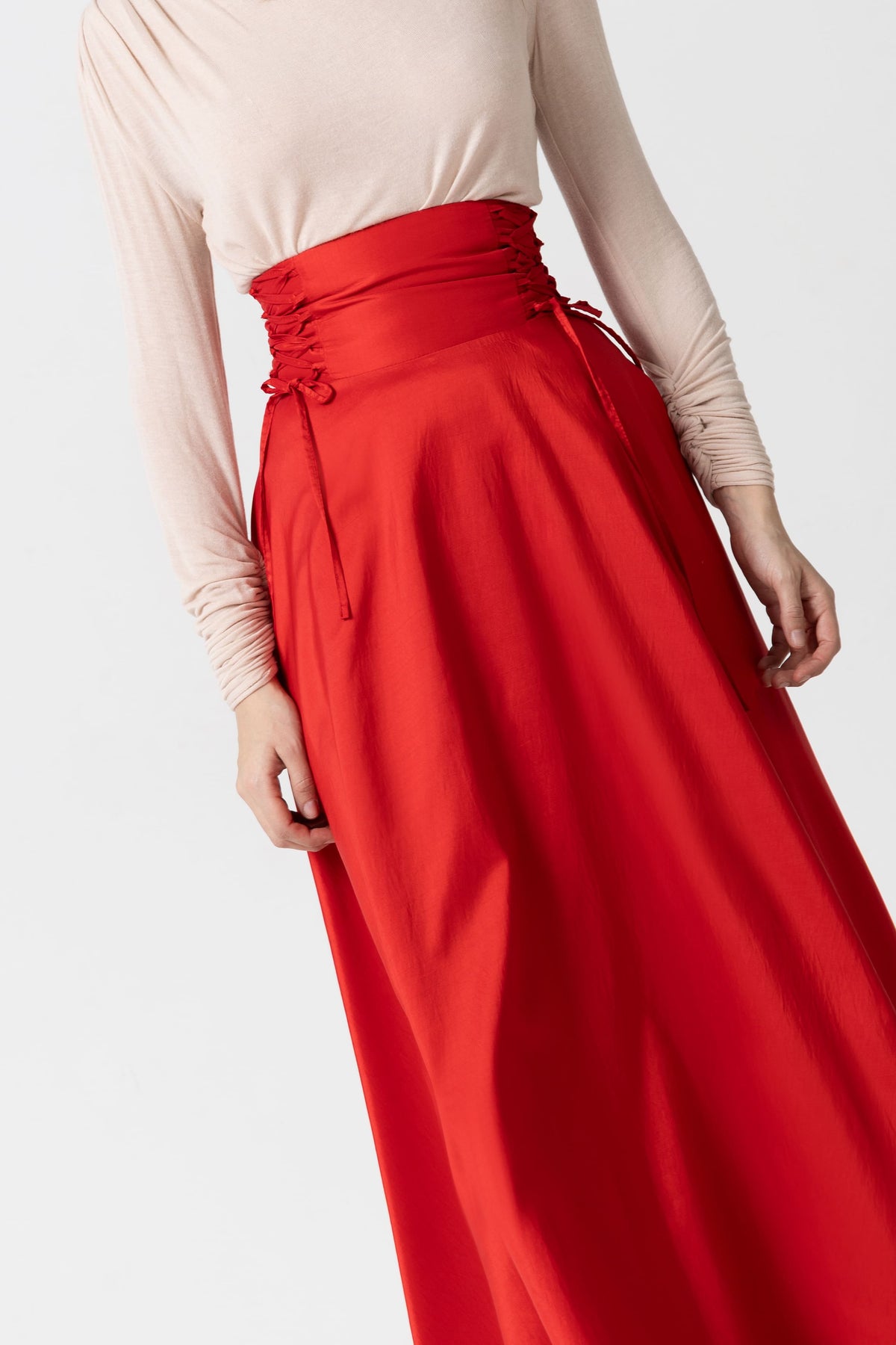 Maxi black taffeta skirt with high waist and side laces