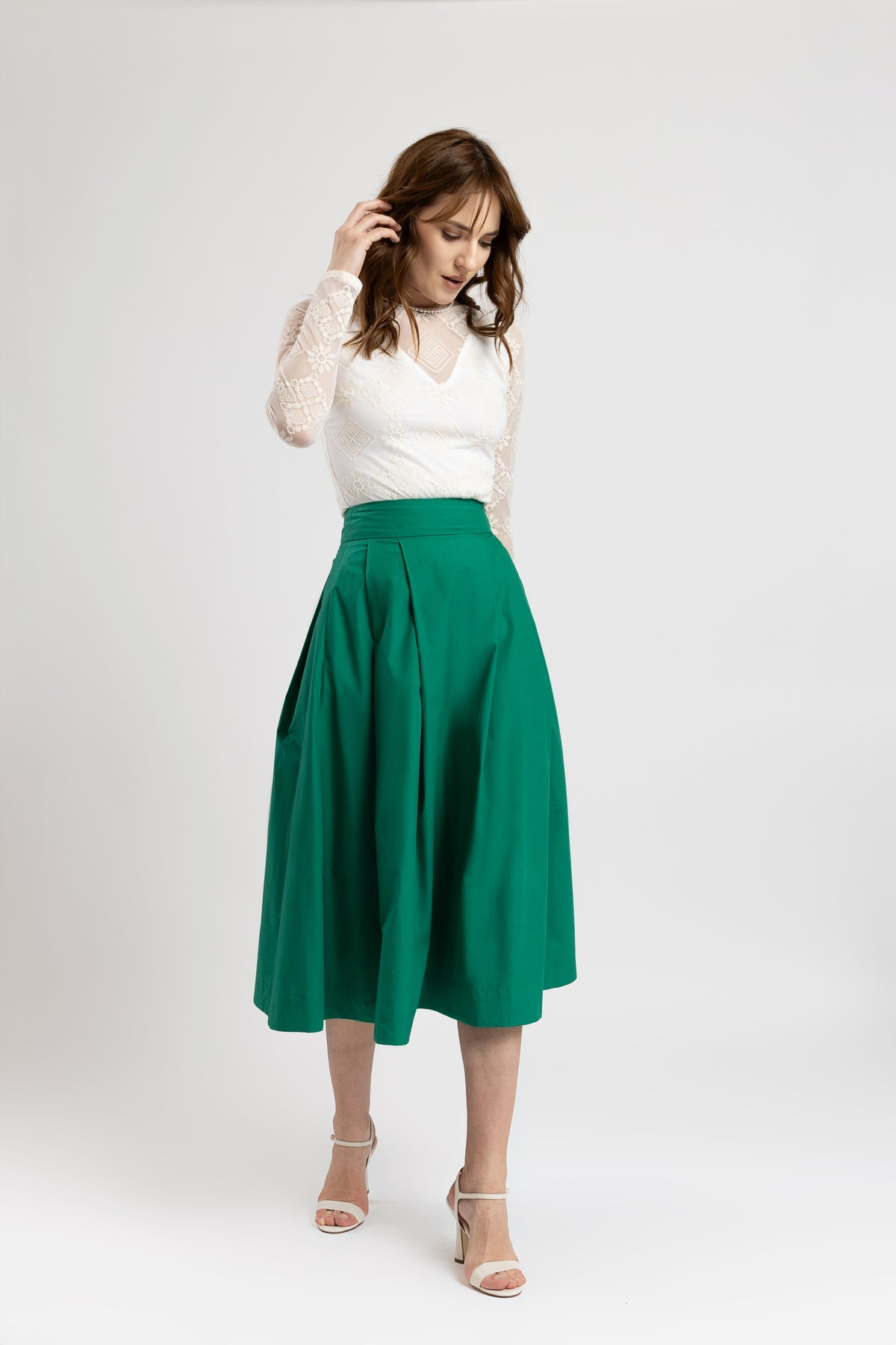 Midi white taffeta skirt