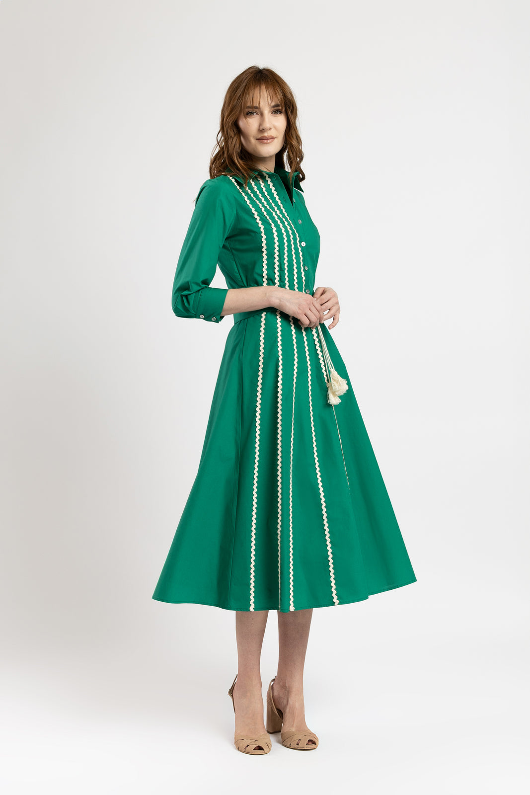Incarca imaginea in galerie, Rochie camasa verde deschis cu aplicatii macrame