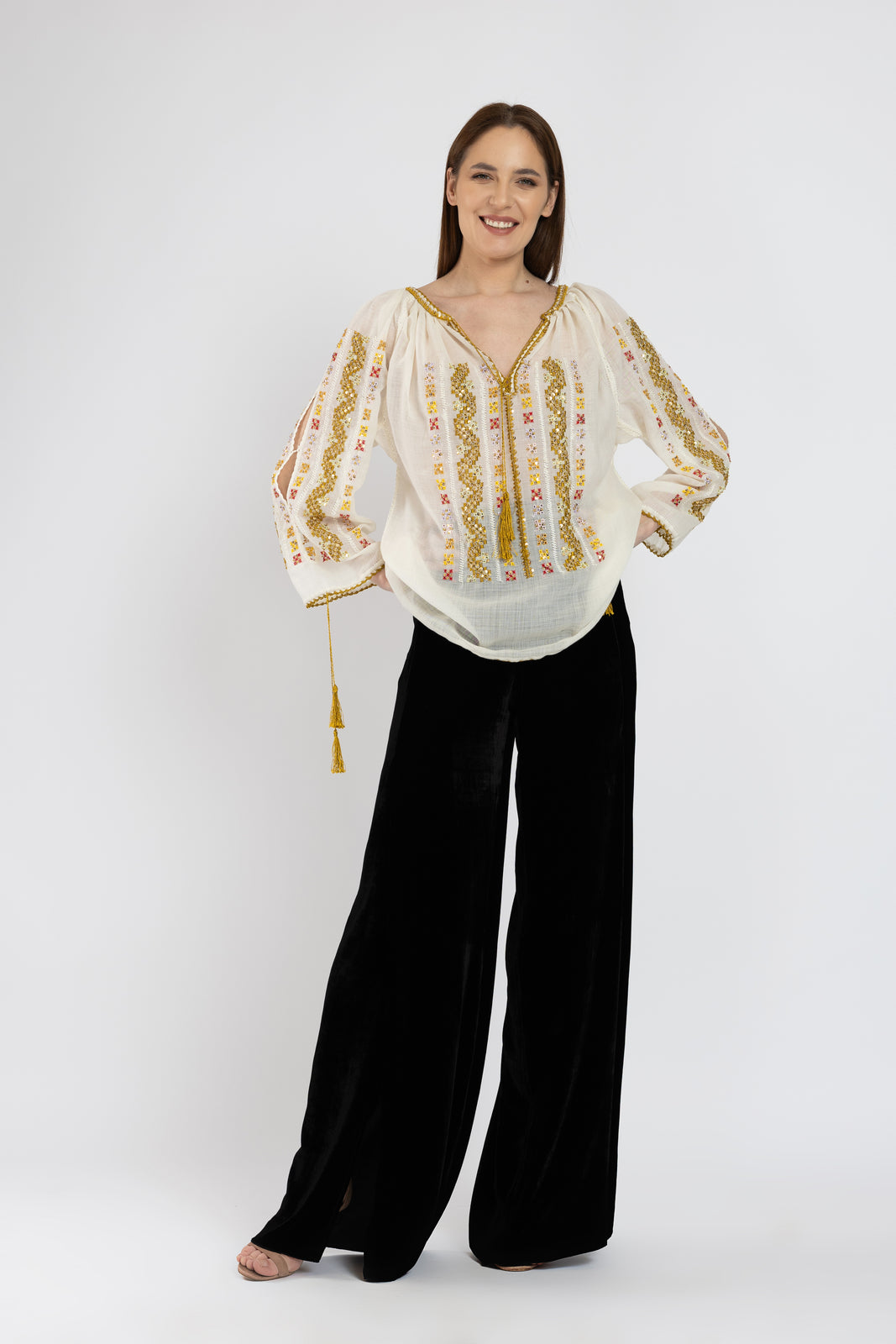 Incarca imaginea in galerie, Bluza tip ie cusuta manual pe lana merin