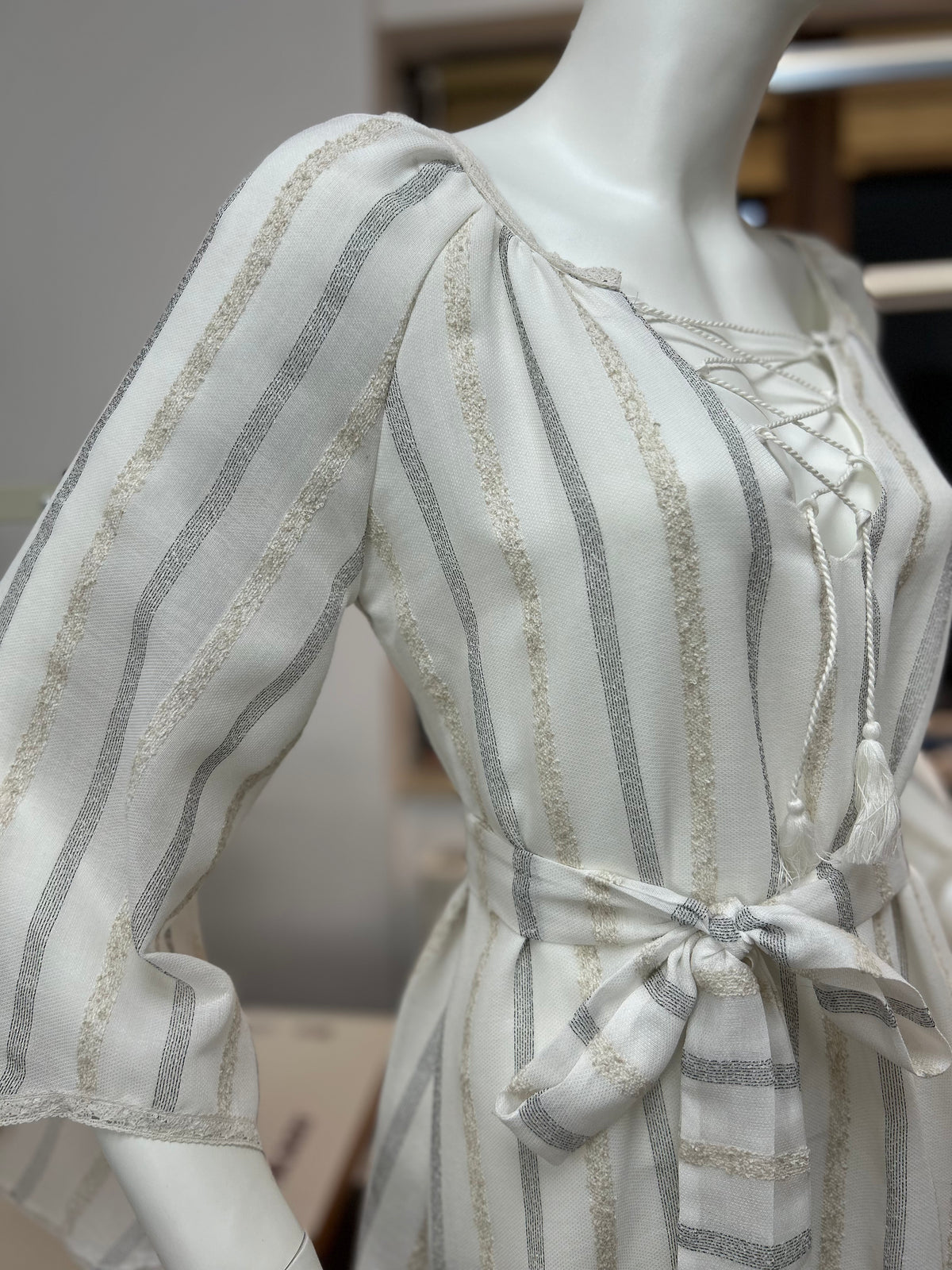Incarca imaginea in galerie, Rochie tip ie din vascoza