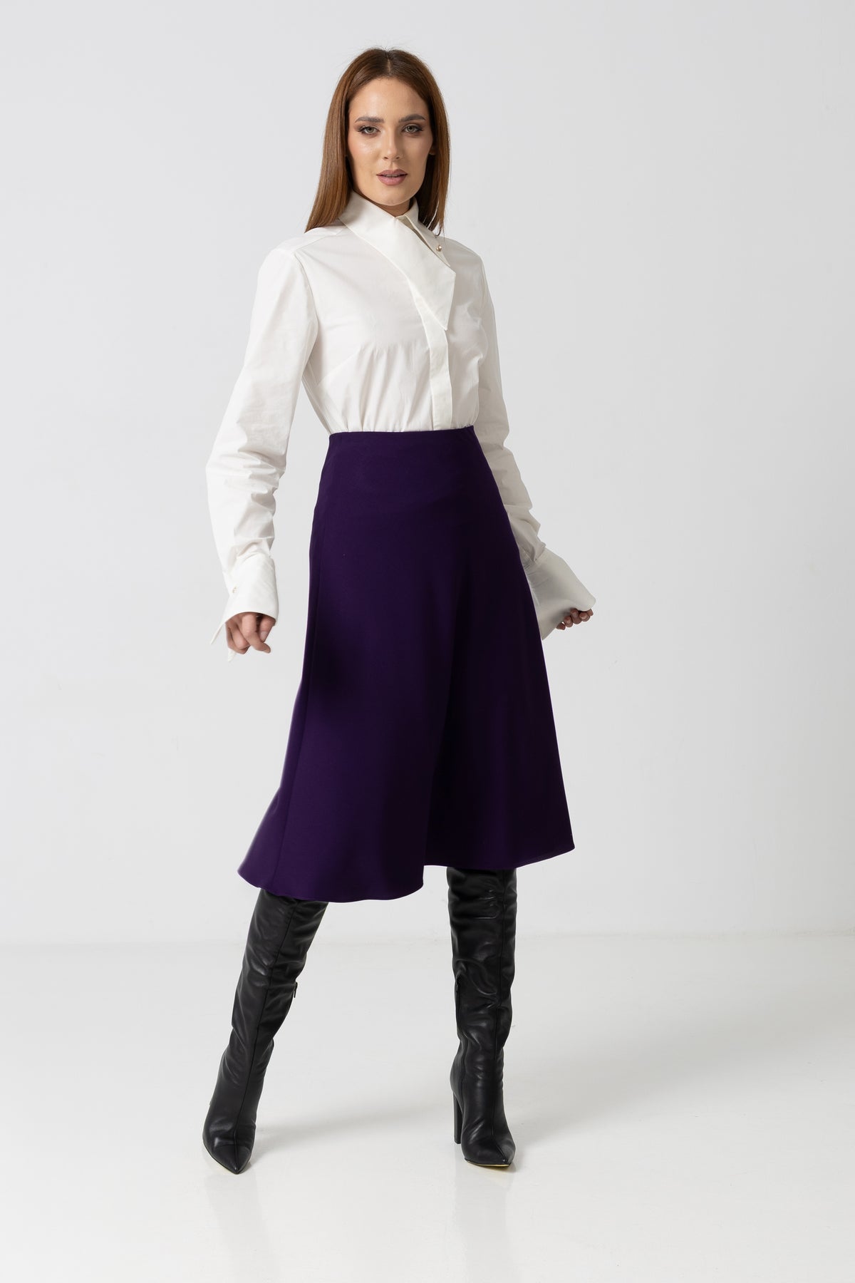 Linen blouse with cream computerized embroidery
