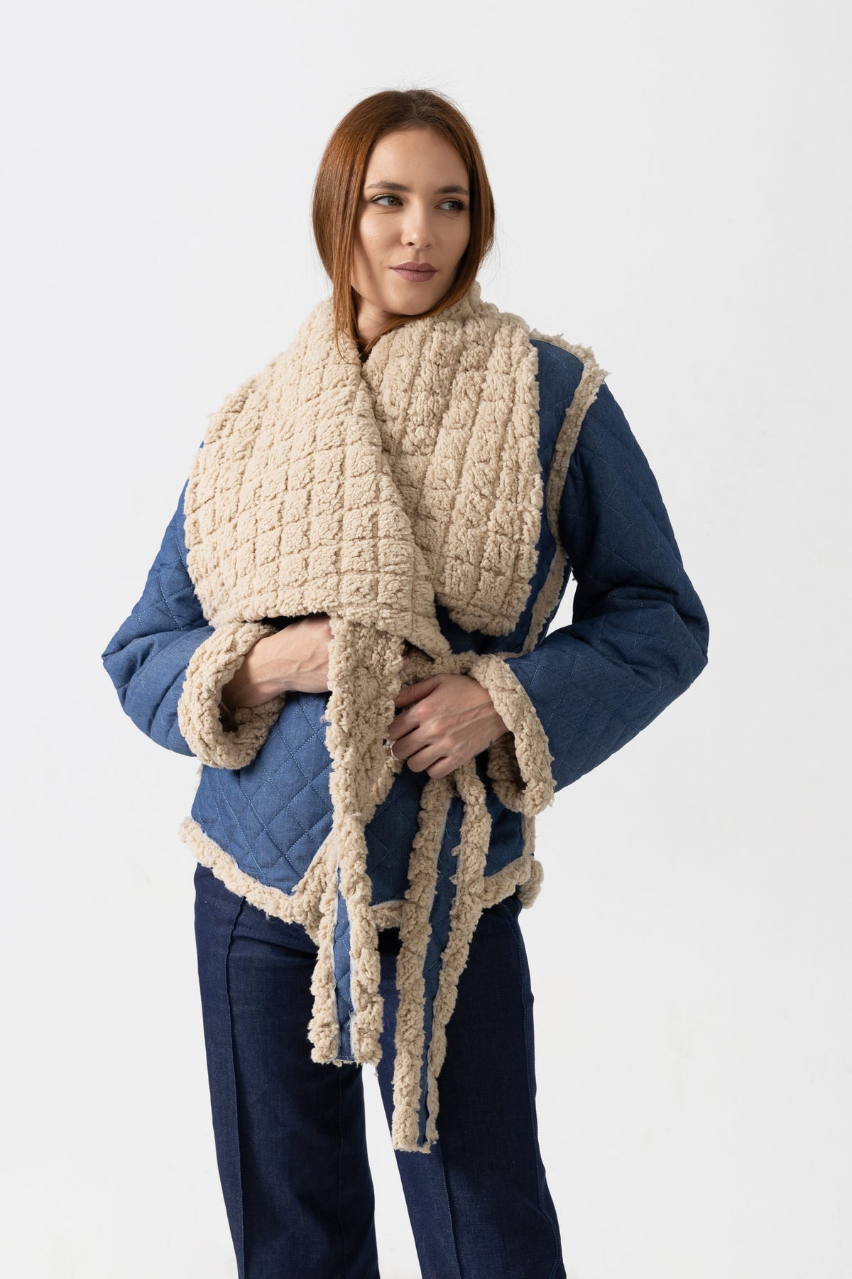 Short skirt woven in a warp