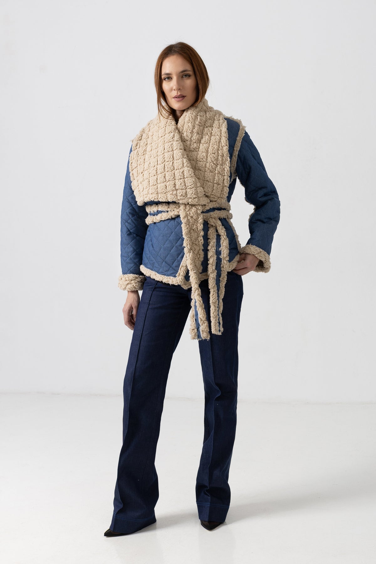 Short skirt woven in a warp