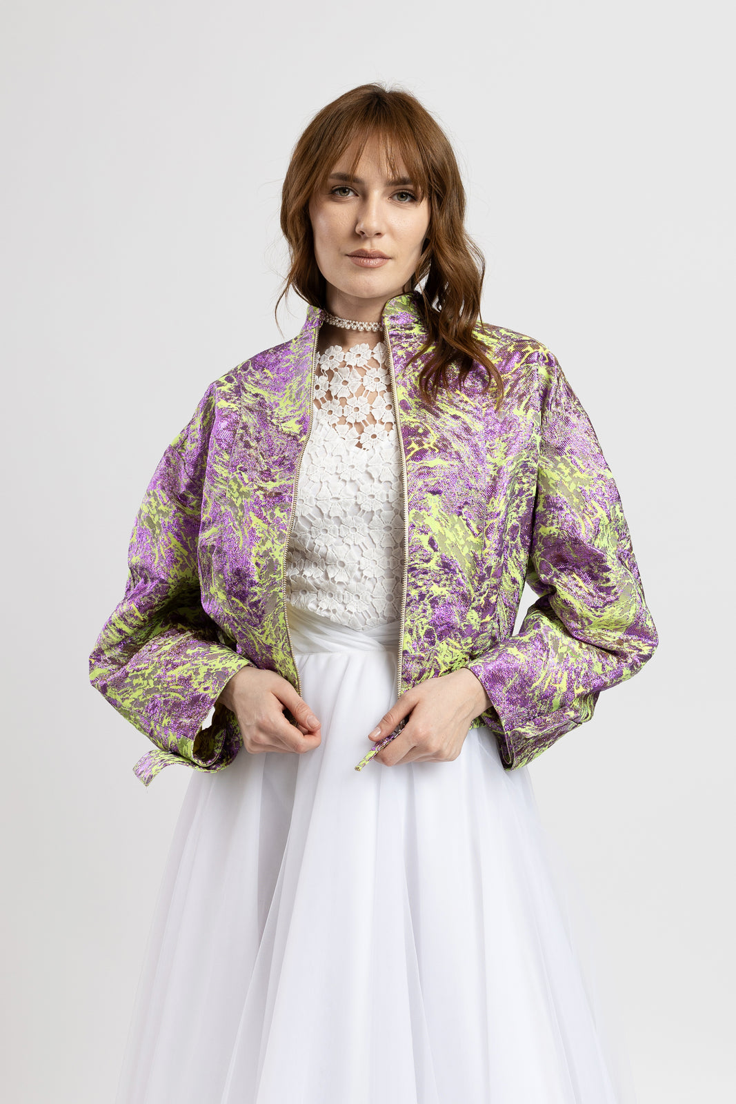 Incarca imaginea in galerie, Jacheta scurta din brocard multicolor