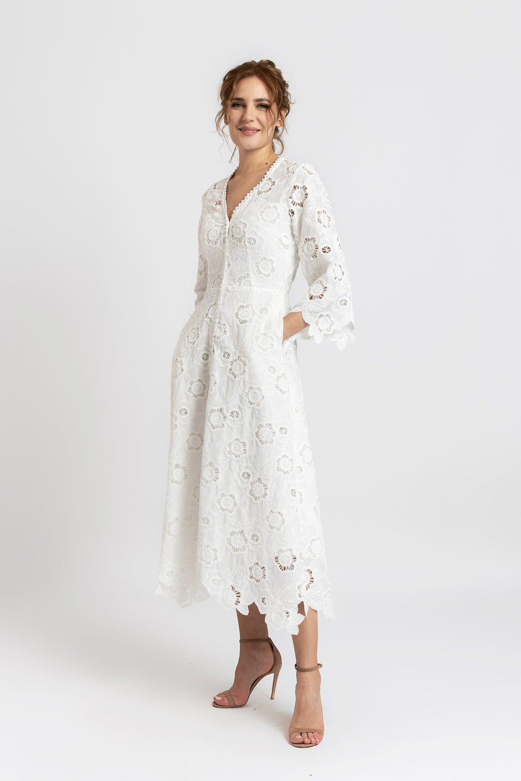 Incarca imaginea in galerie, Rochie midi din bumbac cu broderie în relief