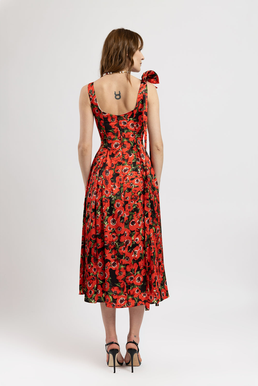 Incarca imaginea in galerie, Rochie lunga din vascoza cu imprimeu floral maci