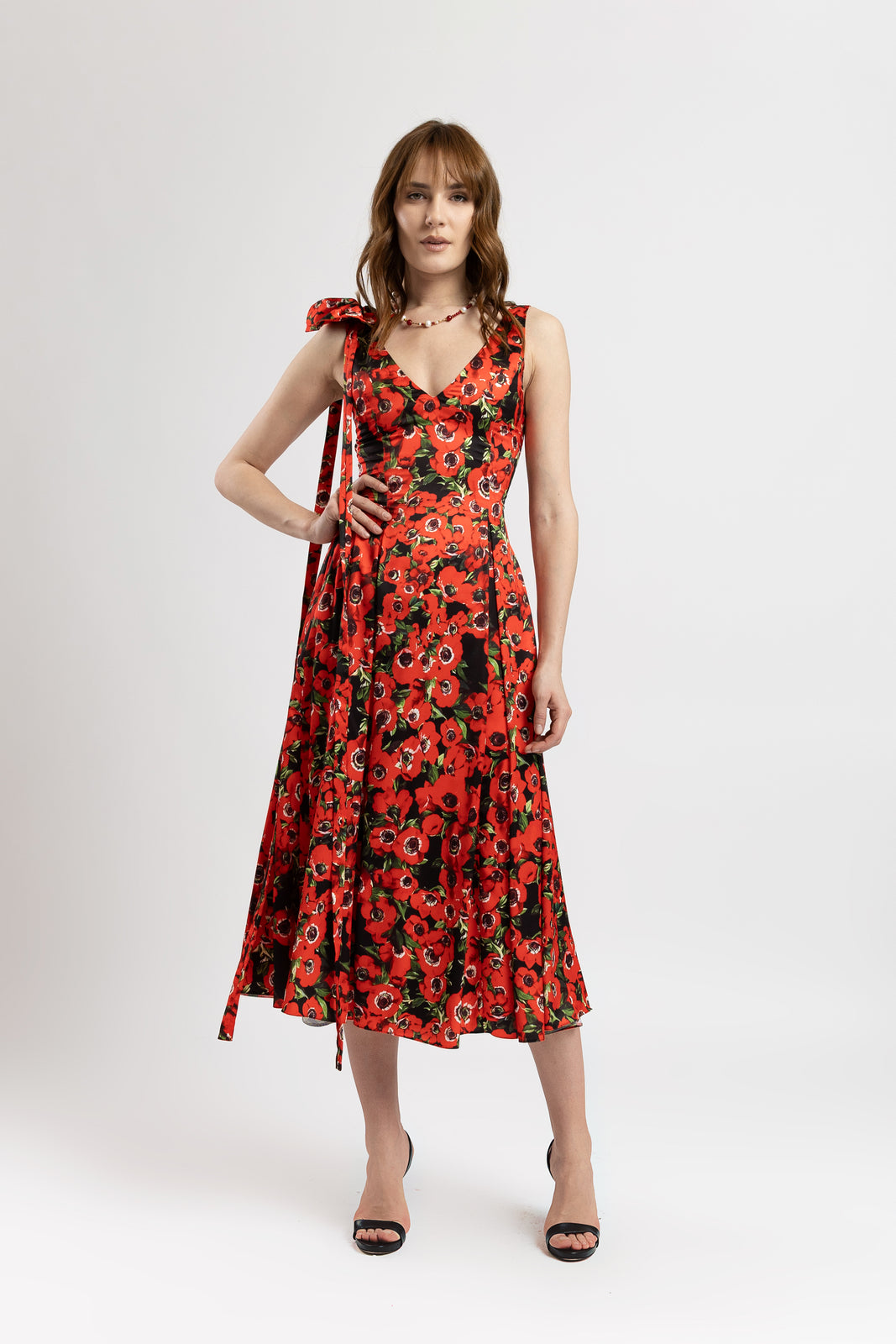 Incarca imaginea in galerie, Rochie lunga din vascoza cu imprimeu floral maci