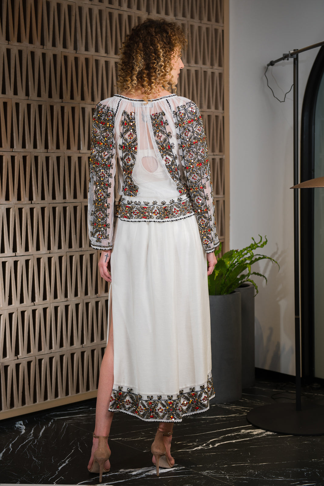 Load image into Gallery viewer, Silk marquisette skirt with hand-stitched hems