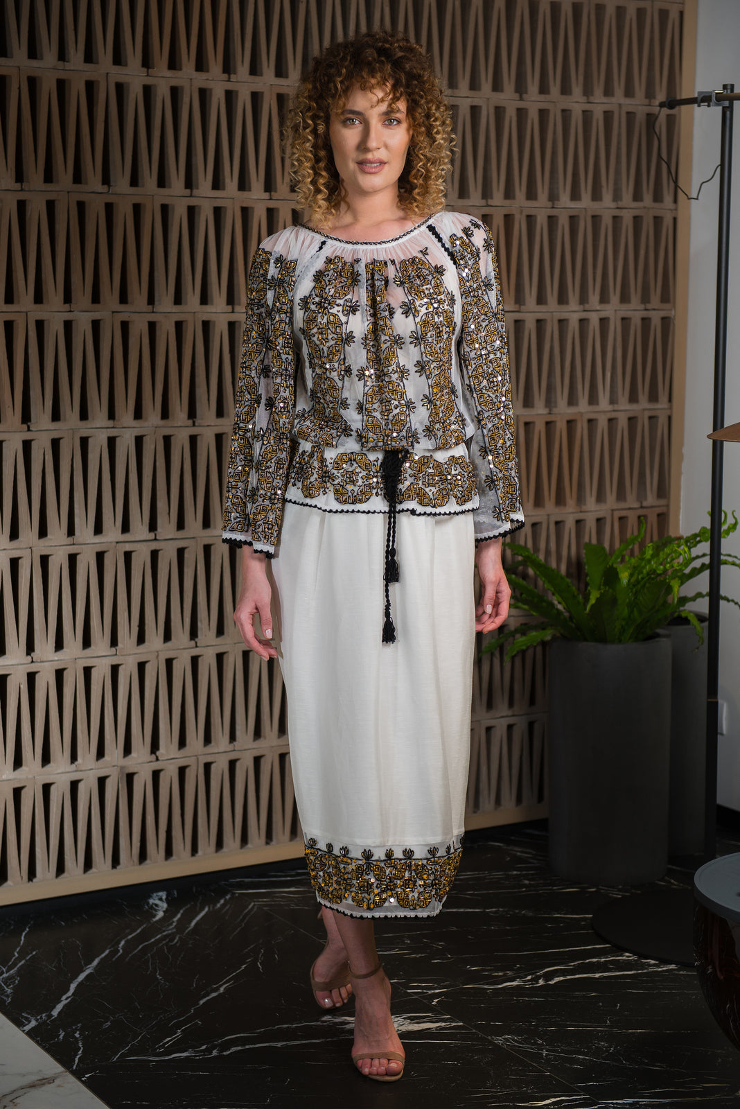 Load image into Gallery viewer, Silk marquisette skirt with hand-stitched hems