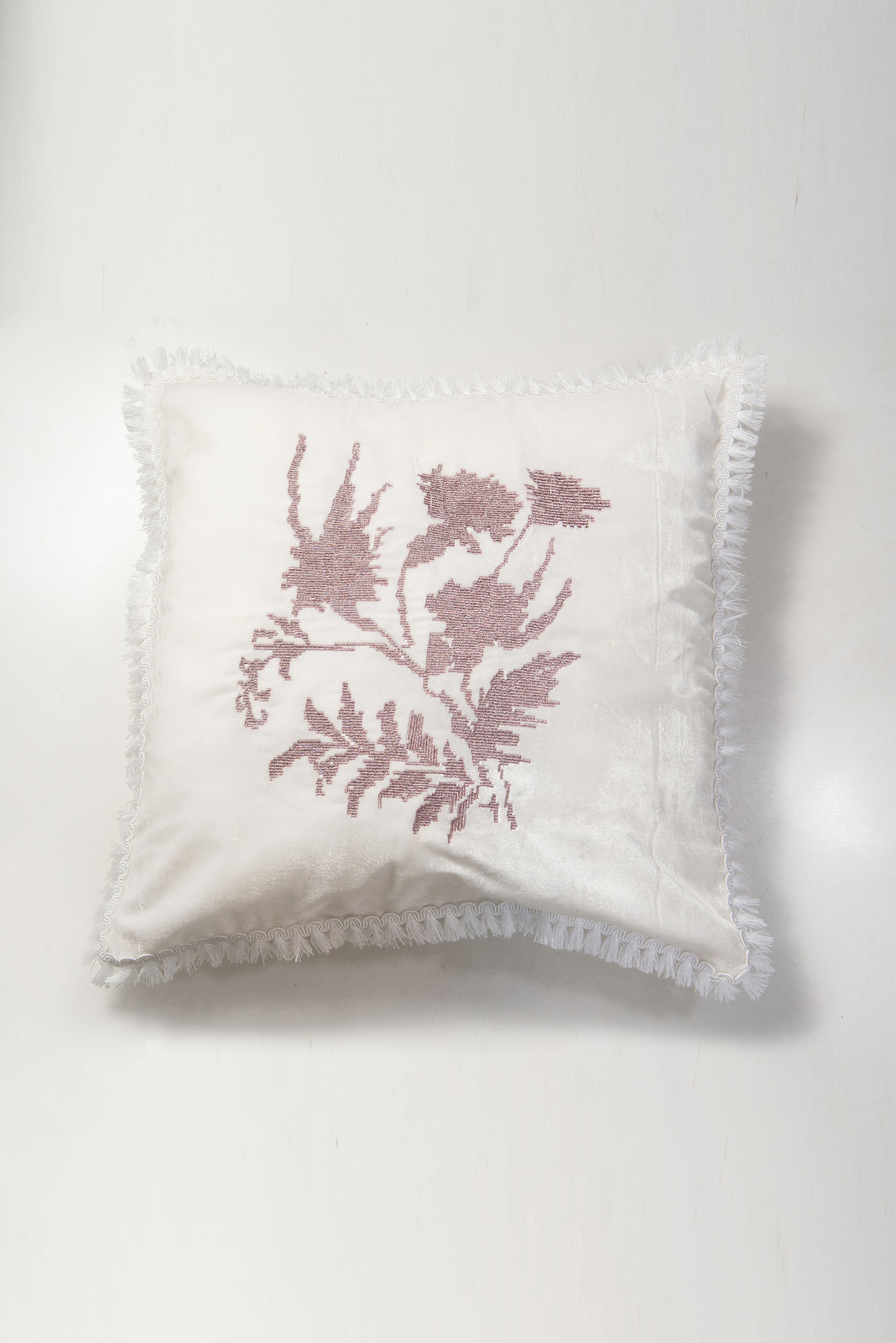 Incarca imaginea in galerie, Perna decorativa din catifea cu broderie roz metalic