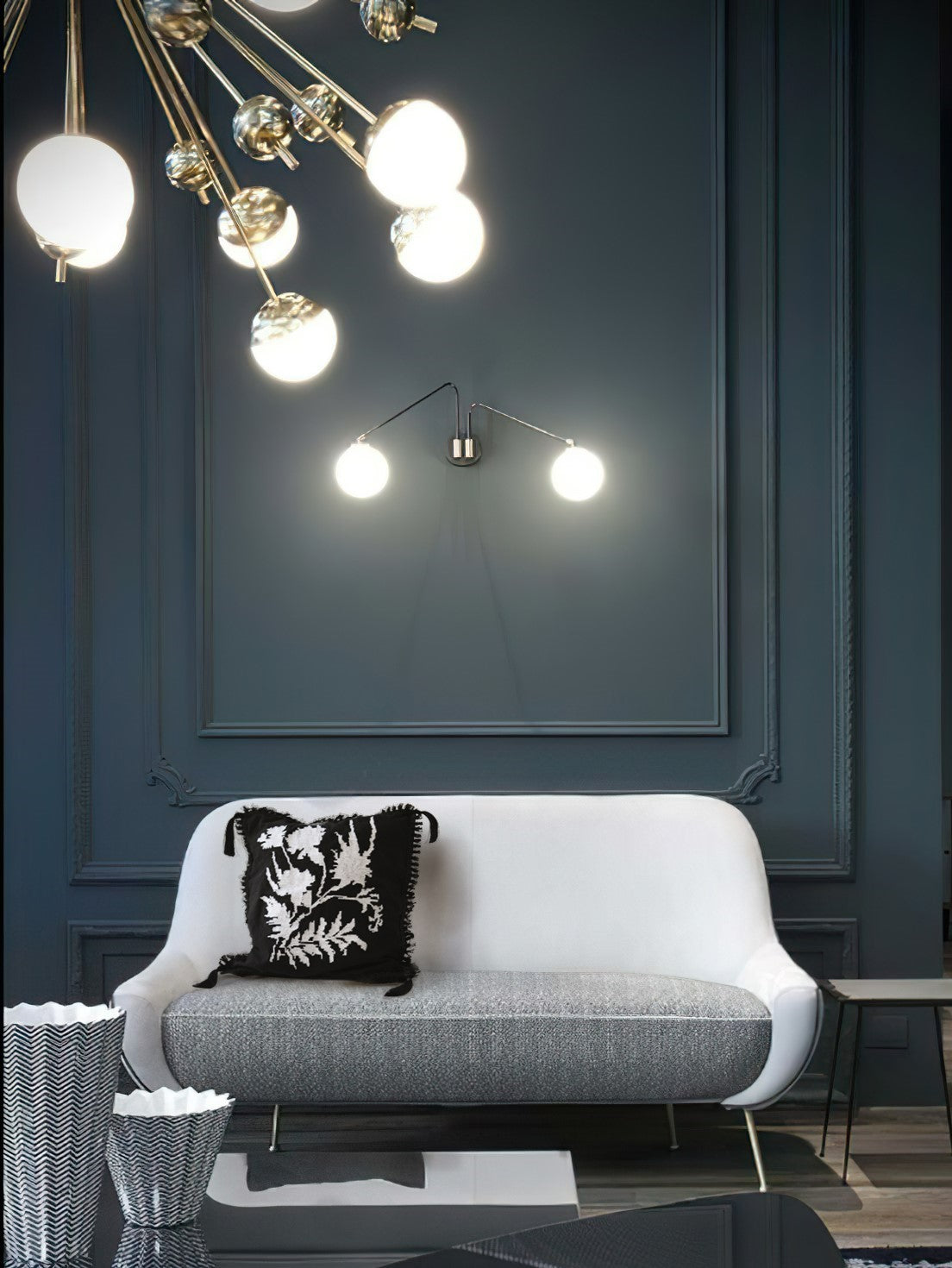 Incarca imaginea in galerie, Perna decorativa din panza topita cu broderie alba