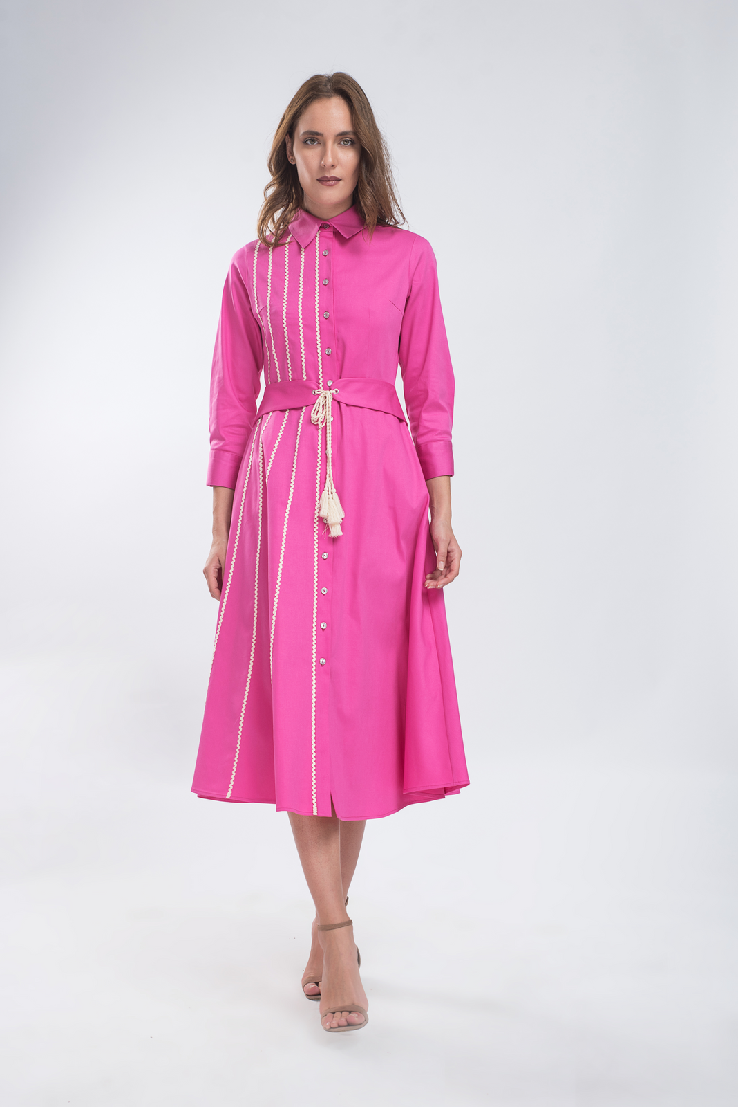 Incarca imaginea in galerie, Rochie camasa din bumbac satinat fuchsia cu aplicatii macrame