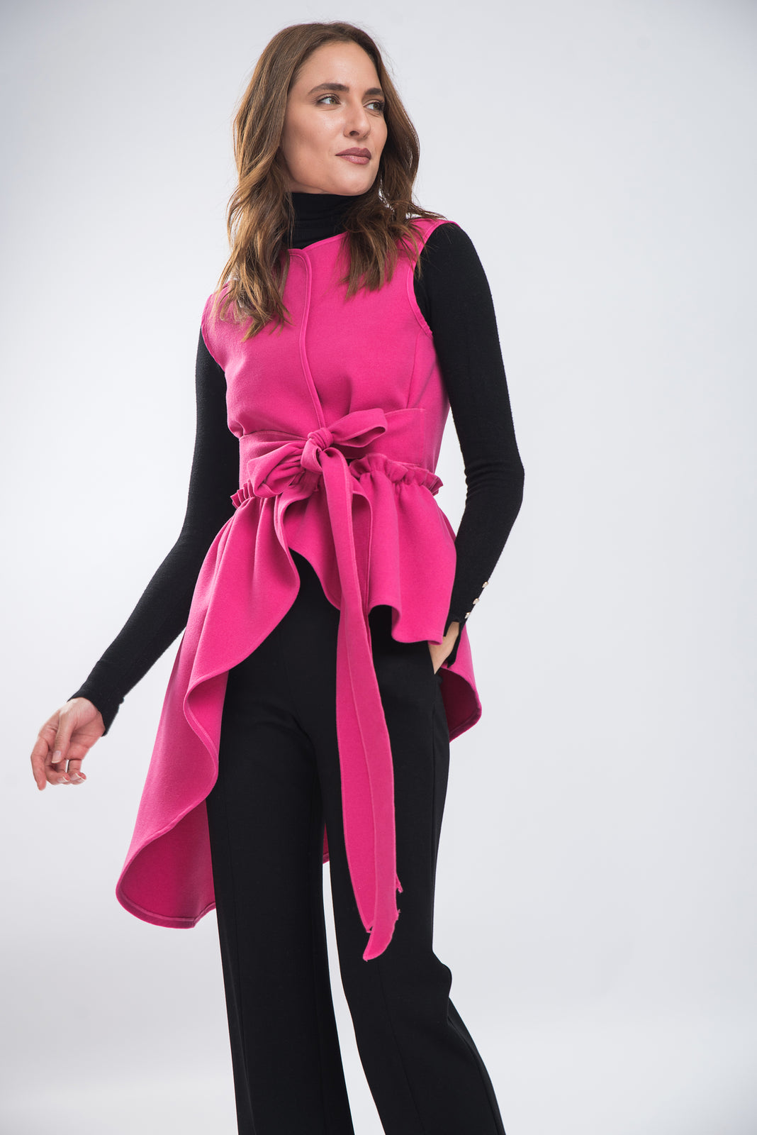 Incarca imaginea in galerie, Vesta cu volan asimetric din stofa fuchsia
