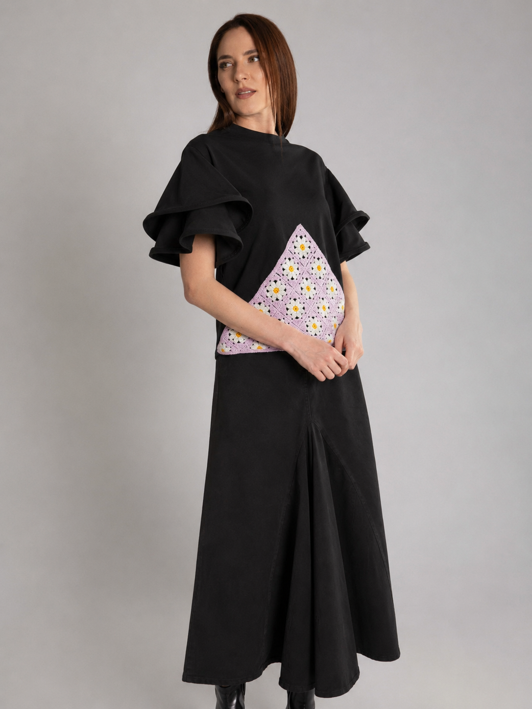 Load image into Gallery viewer, Dark green cotton shirt dress with macrame applications