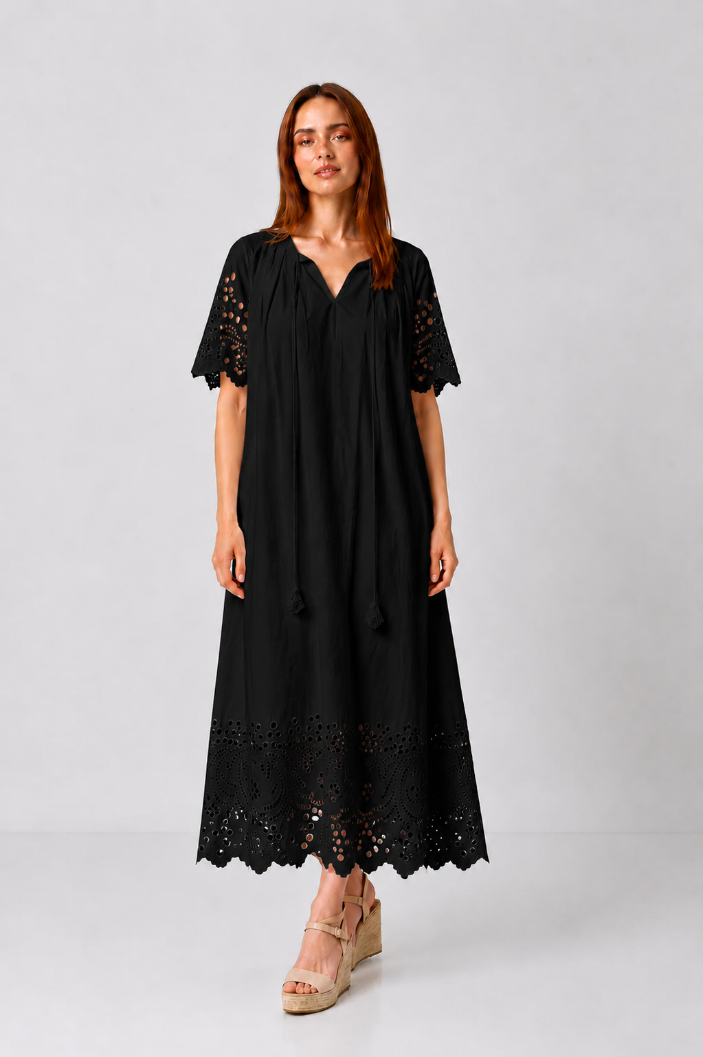 Load image into Gallery viewer, Dark green cotton shirt dress with macrame applications
