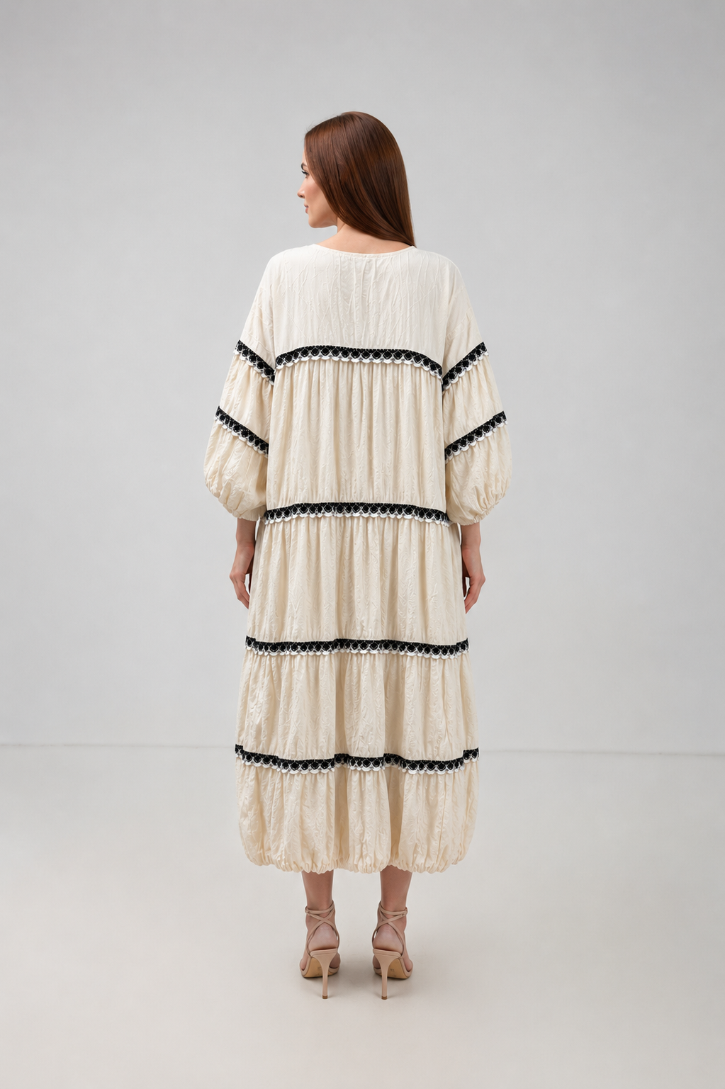 Load image into Gallery viewer, Dark green cotton shirt dress with macrame applications