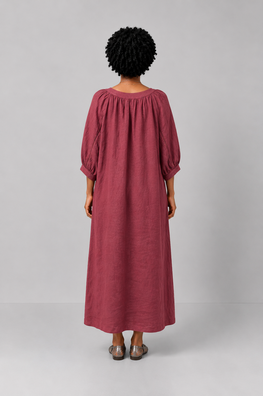 Incarca imaginea in galerie, Rochie oversized cu mâneci bufante și decolteu în V – Burgundy