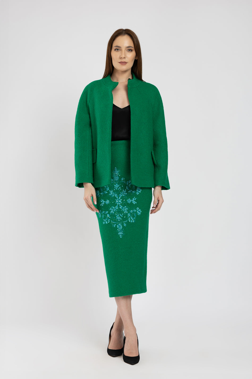 Incarca imaginea in galerie, Fusta midi verde din lana cu broderie florala