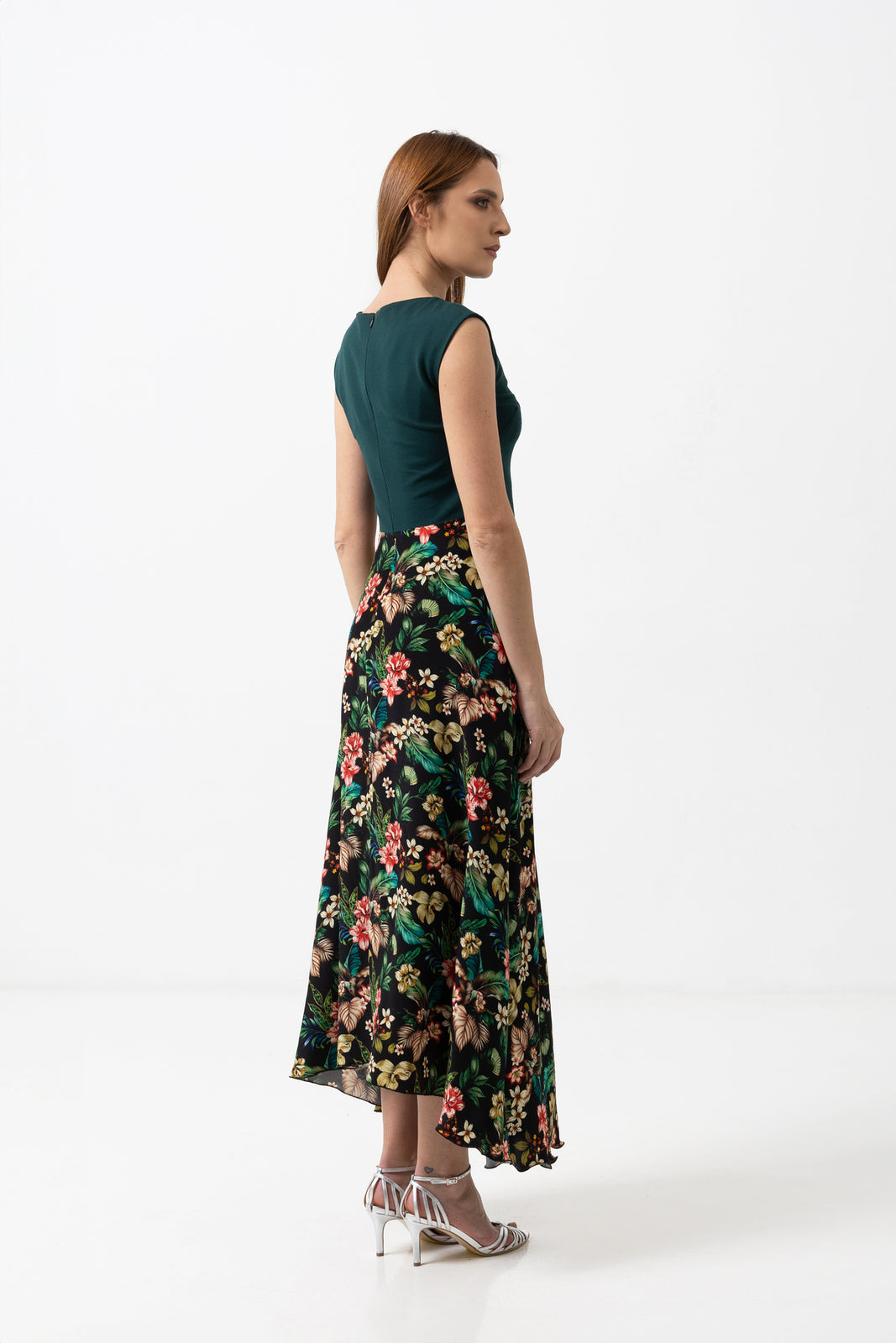 Load image into Gallery viewer, Dusty pink midi dress with cut-out shoulders