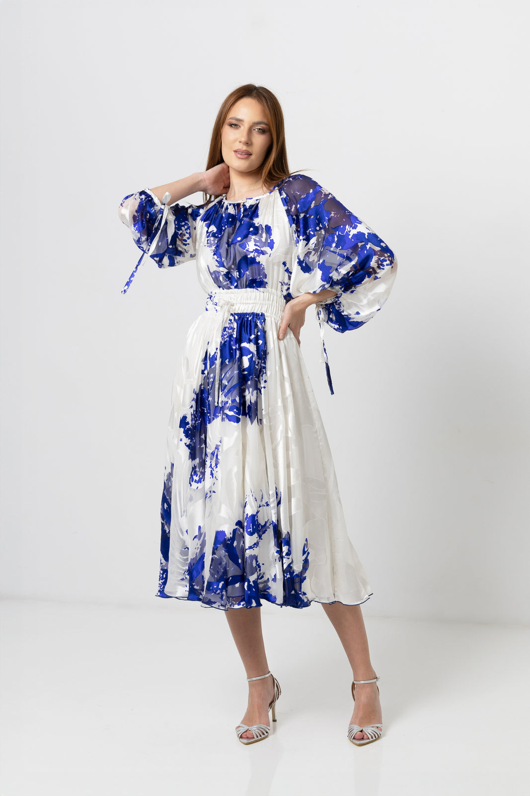 Load image into Gallery viewer, Dusty pink midi dress with cut-out shoulders