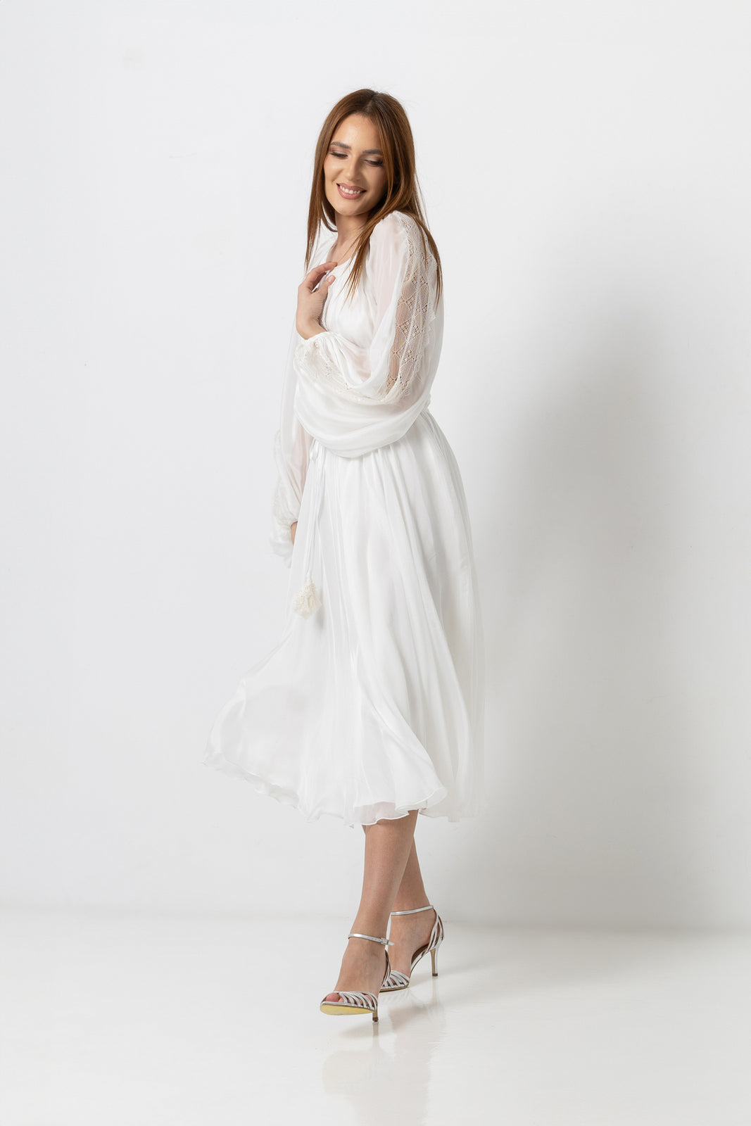 Load image into Gallery viewer, Dusty pink midi dress with cut-out shoulders