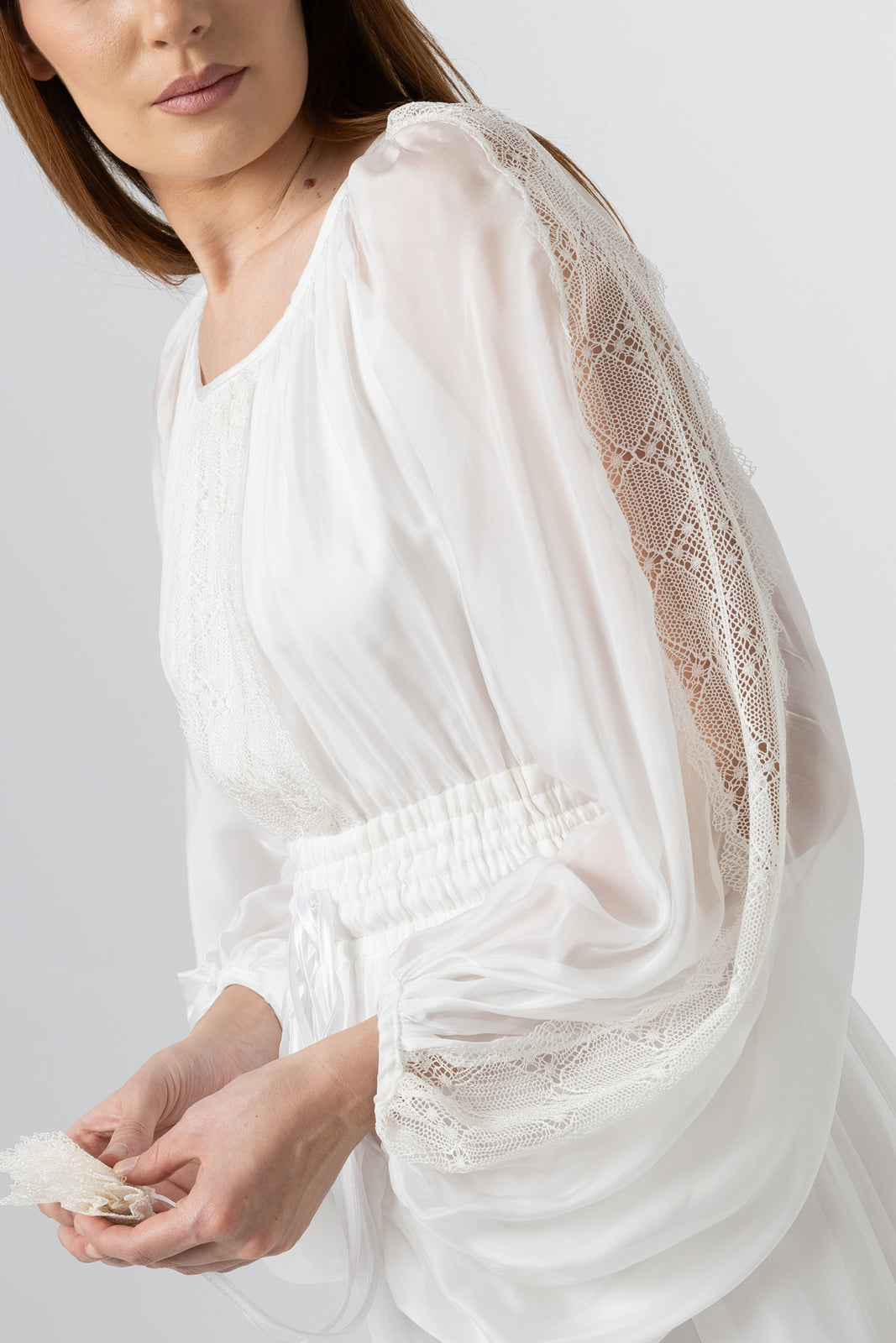 Load image into Gallery viewer, Dusty pink midi dress with cut-out shoulders