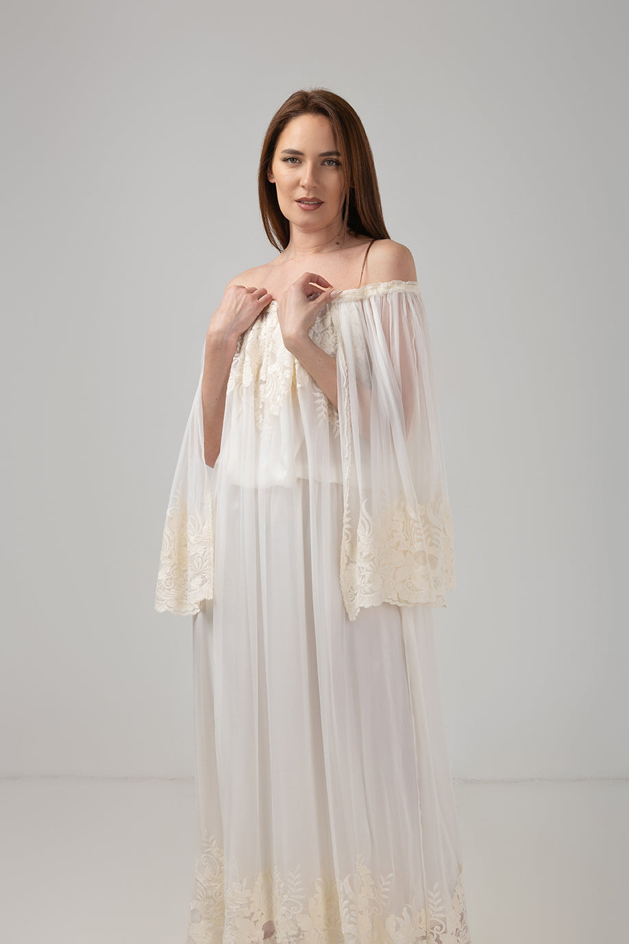 Load image into Gallery viewer, Midi white taffeta skirt
