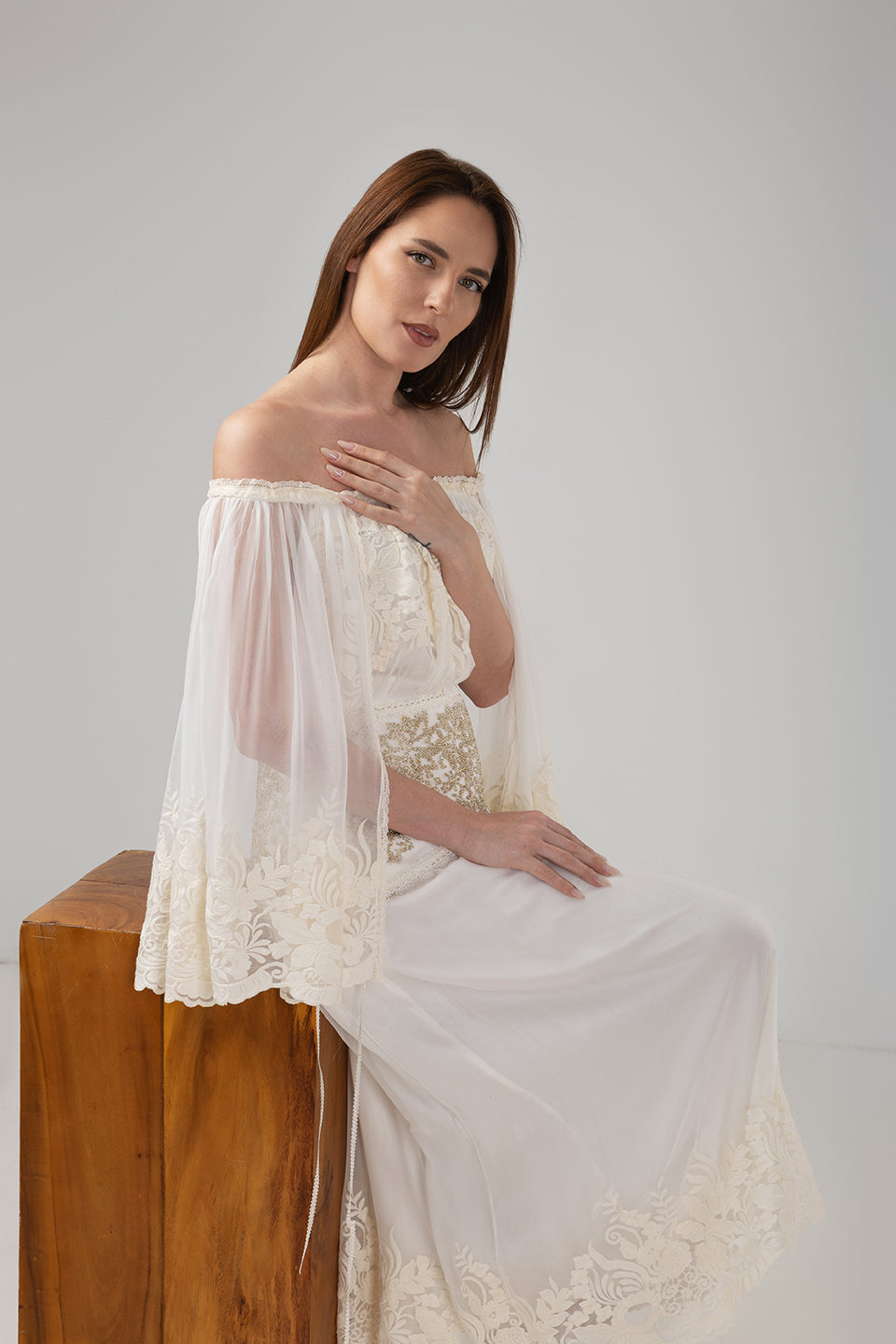 Load image into Gallery viewer, Midi white taffeta skirt