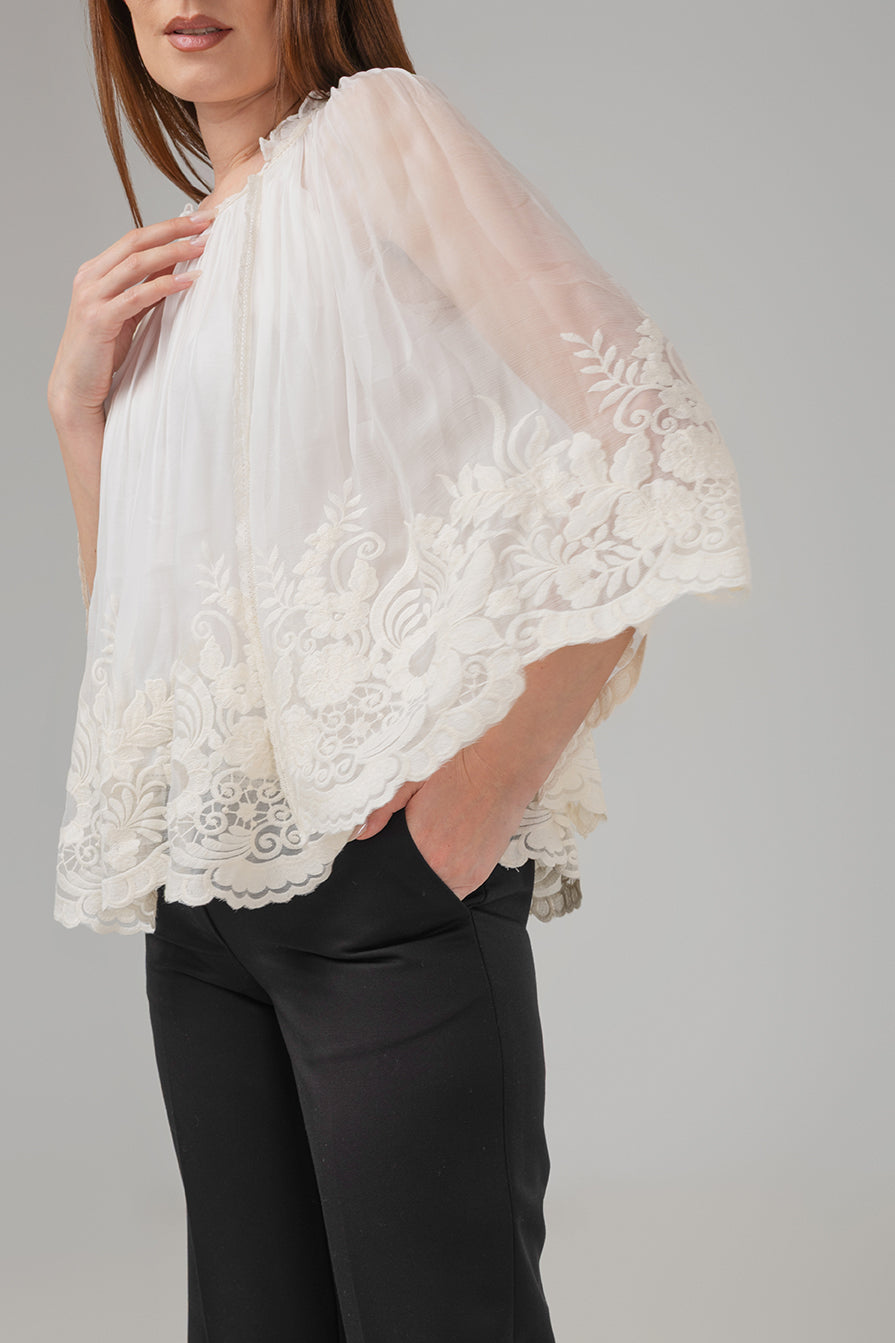 Incarca imaginea in galerie, Bluză ivoar din mătase naturală cu broderie florală și croială vaporoasă