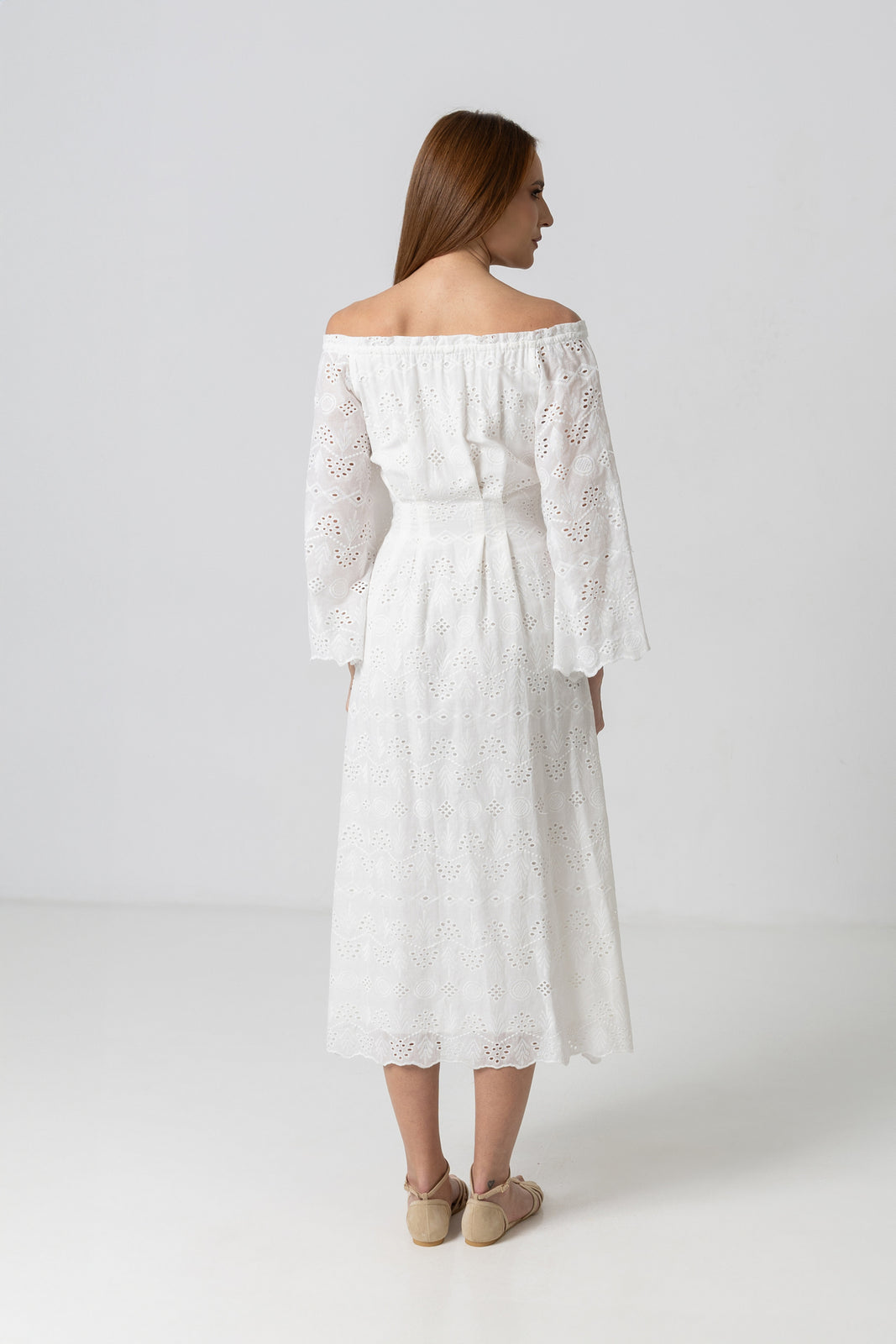 Load image into Gallery viewer, Dusty pink midi dress with cut-out shoulders