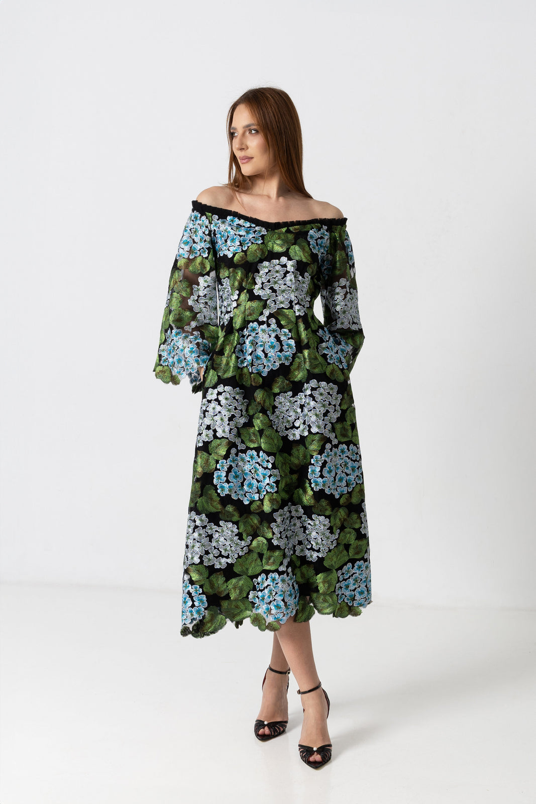 Load image into Gallery viewer, Dusty pink midi dress with cut-out shoulders