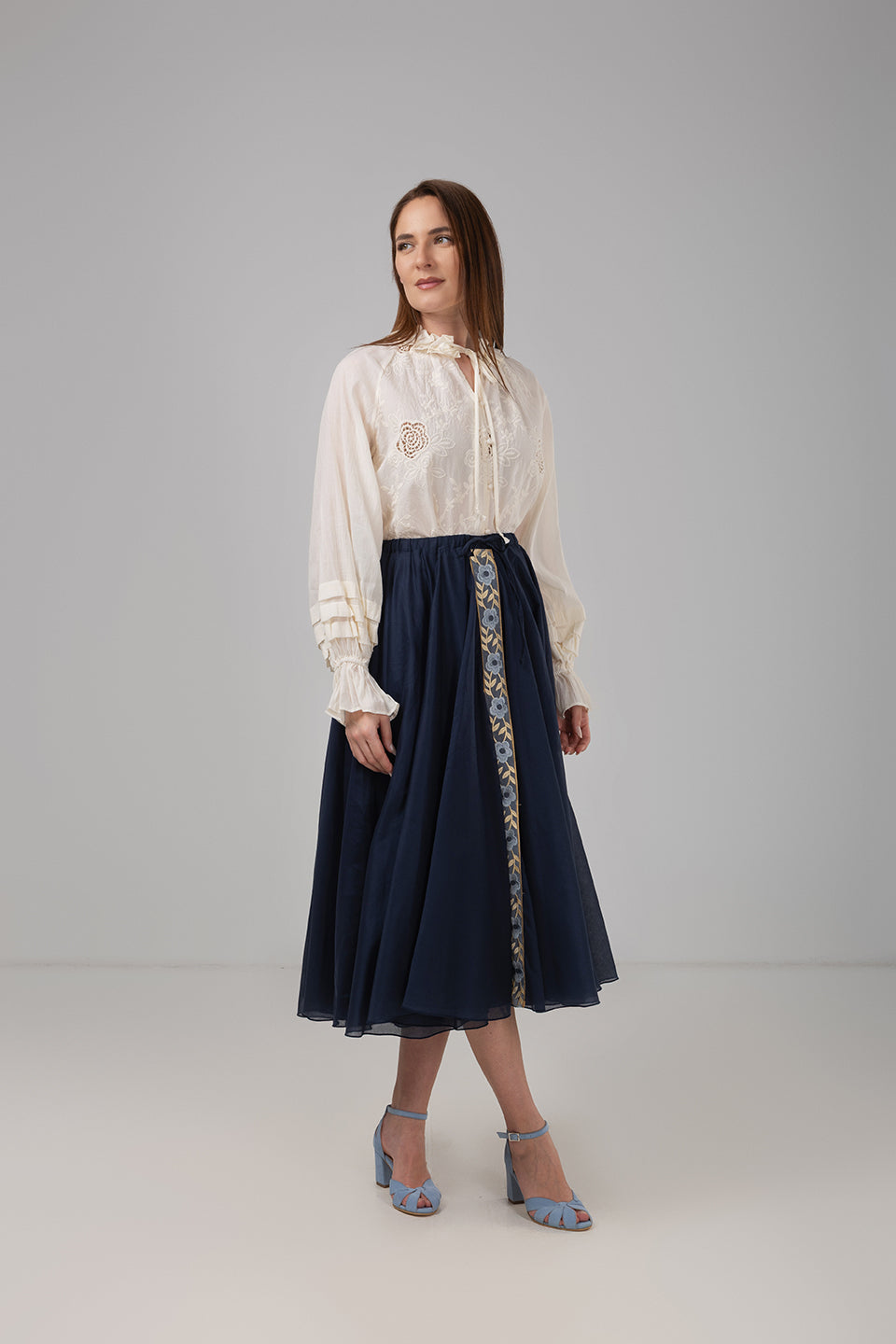 Load image into Gallery viewer, Yellow midi pleated skirt with elastic band