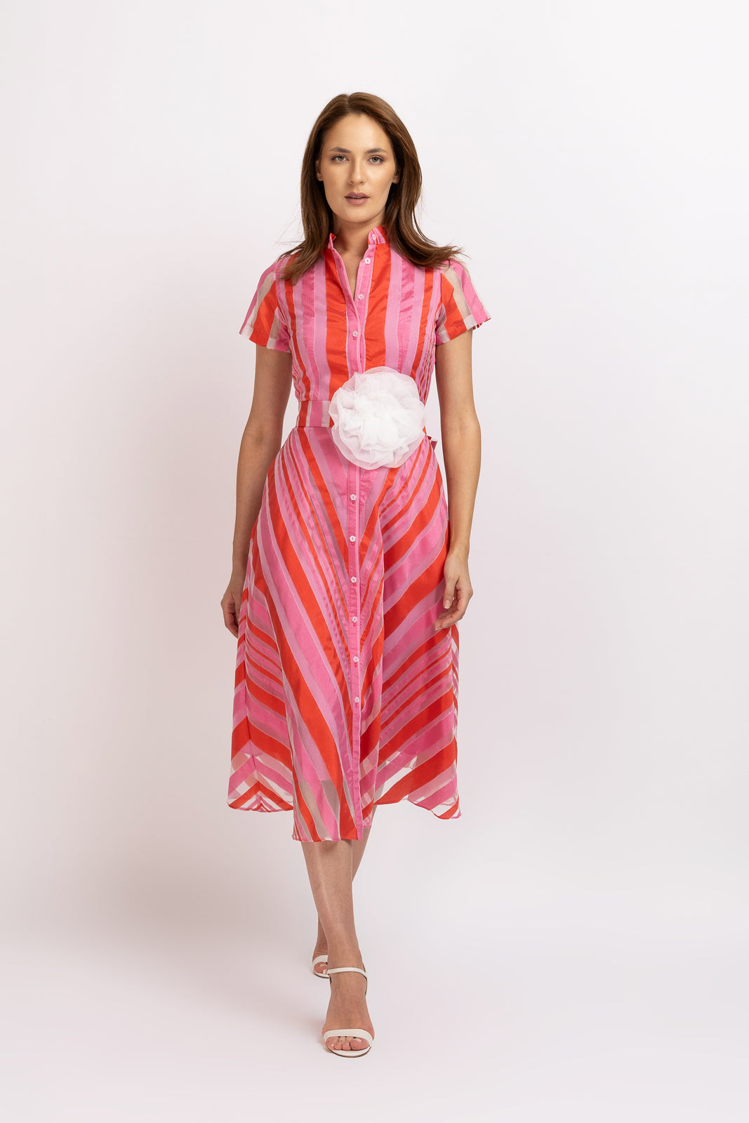 Load image into Gallery viewer, Fuchsia cotton dress with broken embroidery and puff sleeves