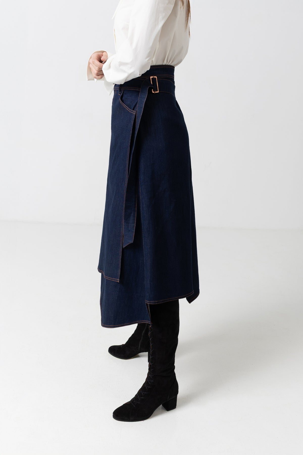 Midi white taffeta skirt