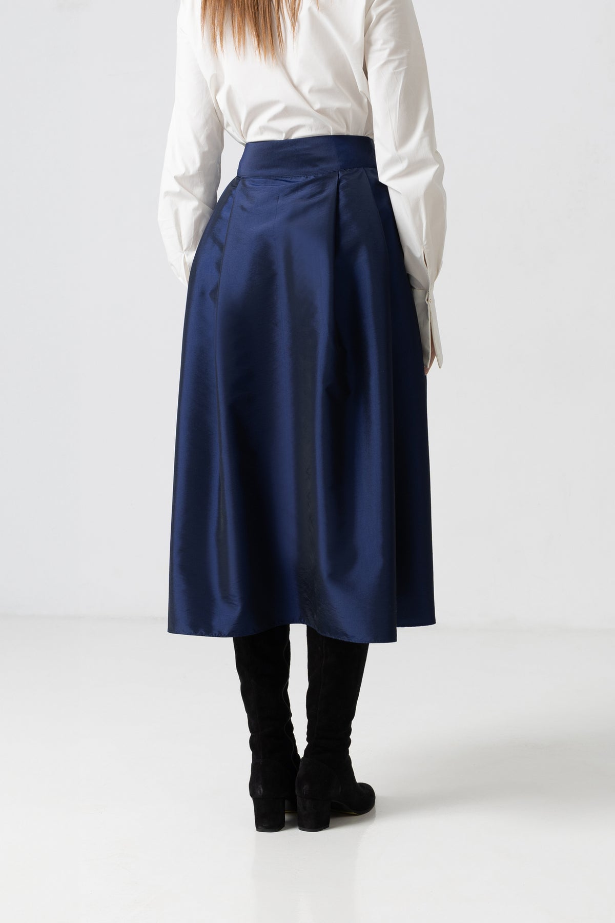 Midi white taffeta skirt