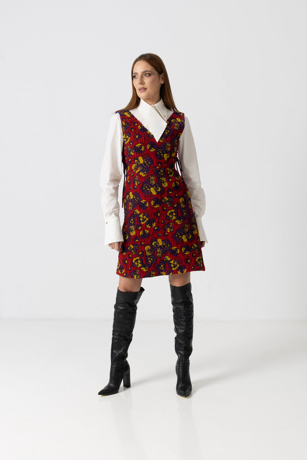 Load image into Gallery viewer, Dusty pink midi dress with cut-out shoulders