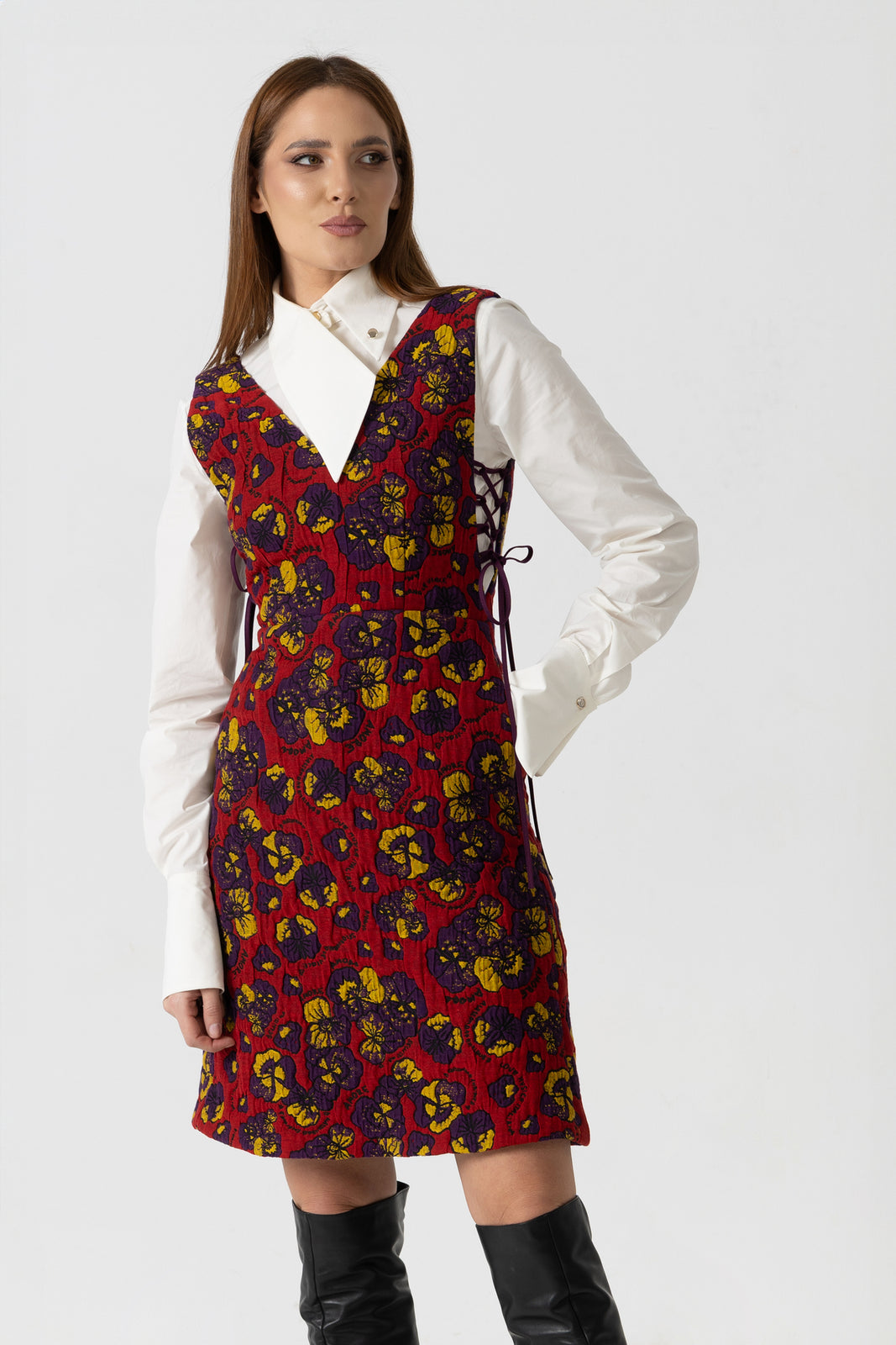 Load image into Gallery viewer, Dusty pink midi dress with cut-out shoulders