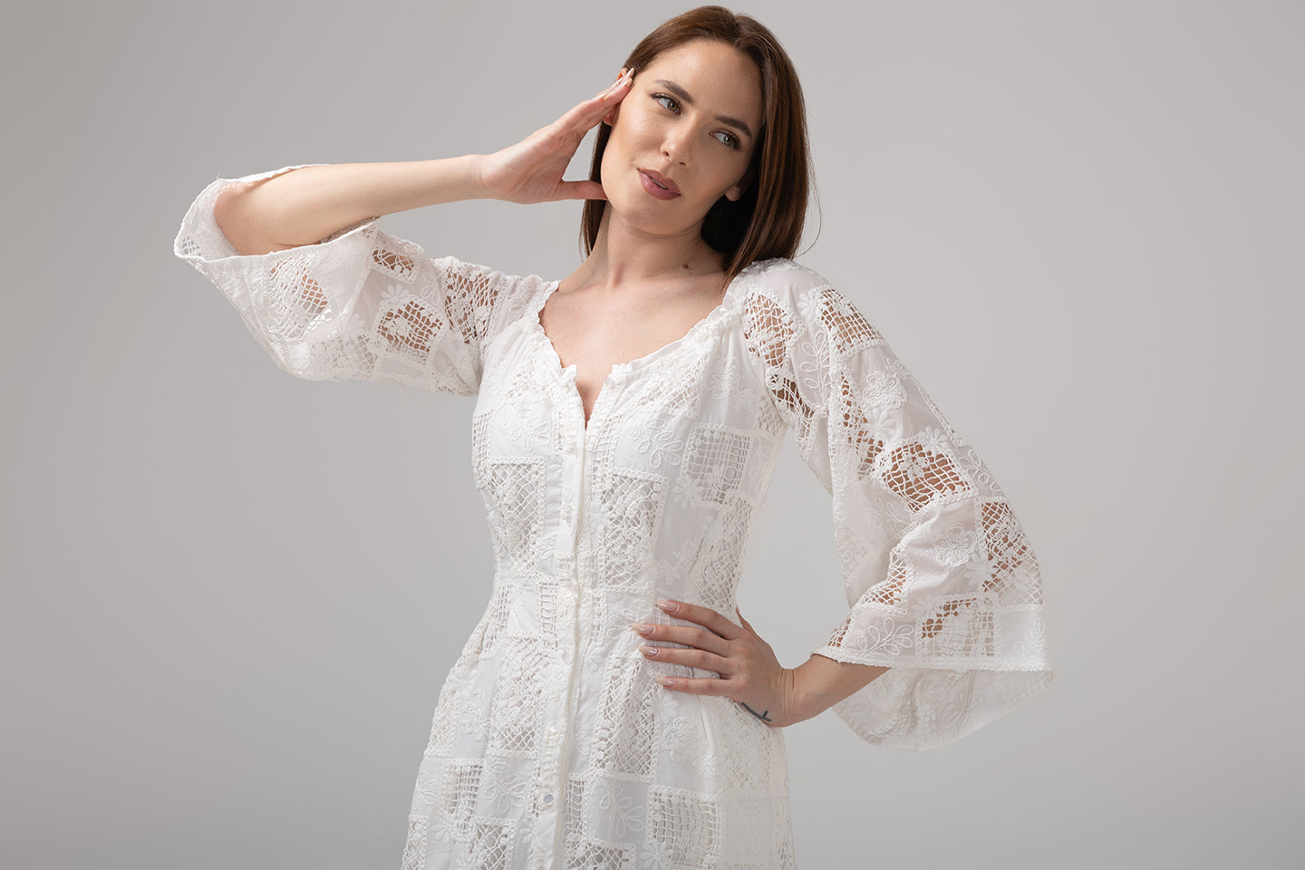 Load image into Gallery viewer, Denim off-shoulder midi dress with broken embroidery
