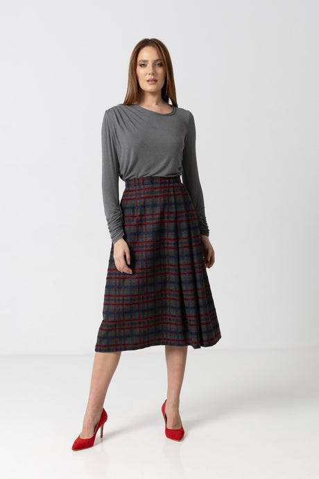 Organza shirt with ivory natural silk and floral embroidery