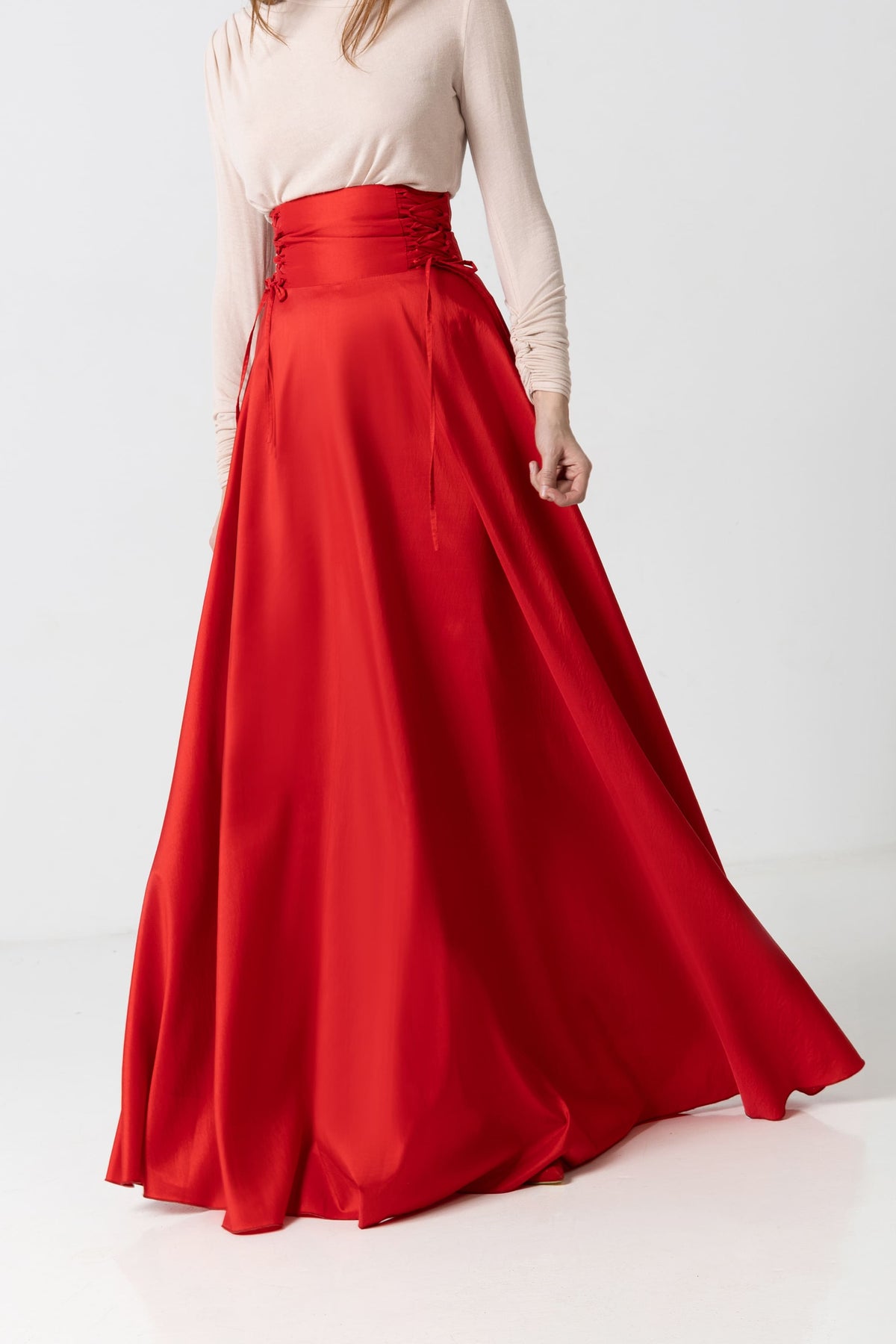 Maxi black taffeta skirt with high waist and side laces