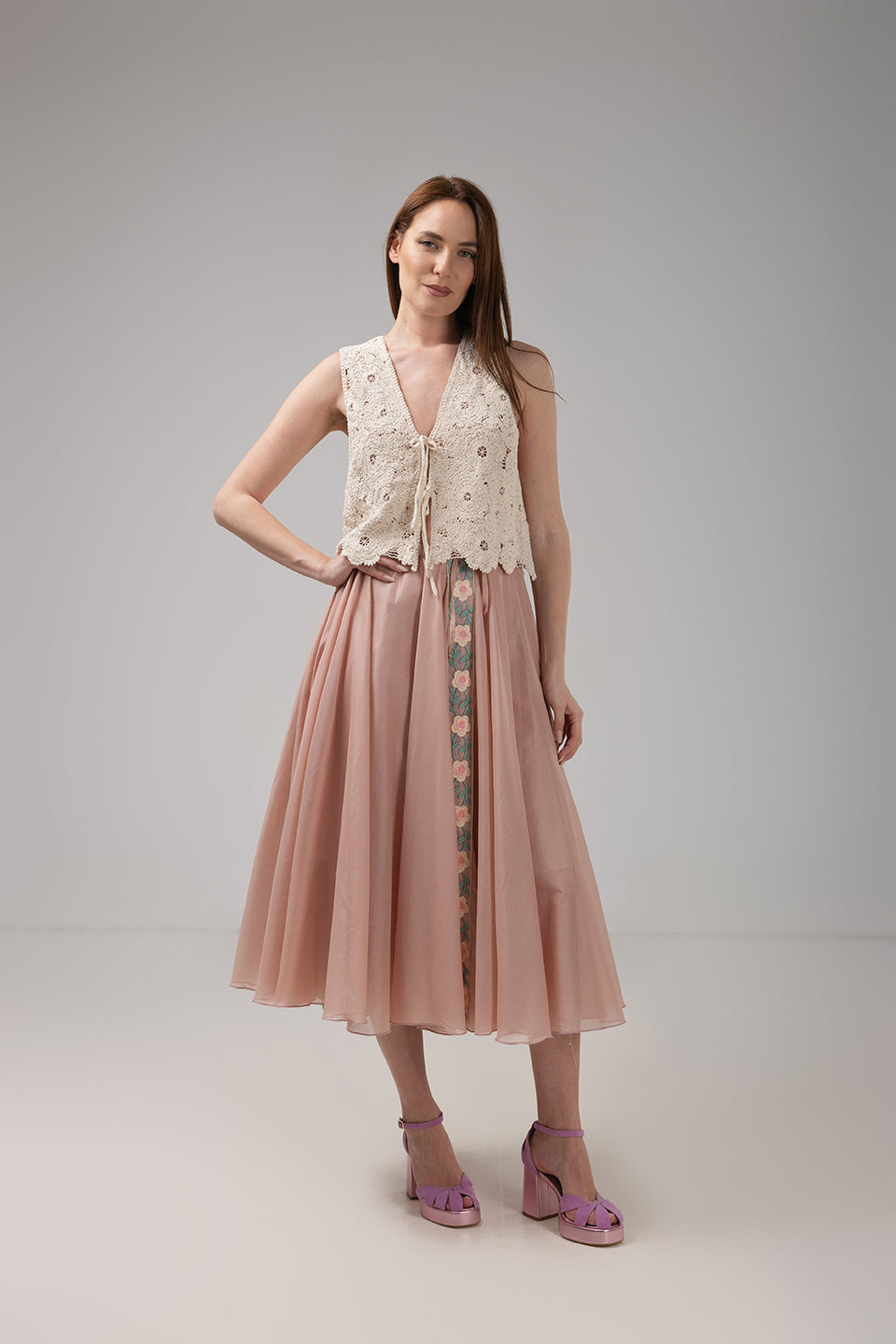 Load image into Gallery viewer, Yellow midi pleated skirt with elastic band