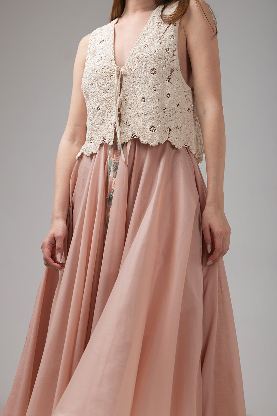 Load image into Gallery viewer, Yellow midi pleated skirt with elastic band