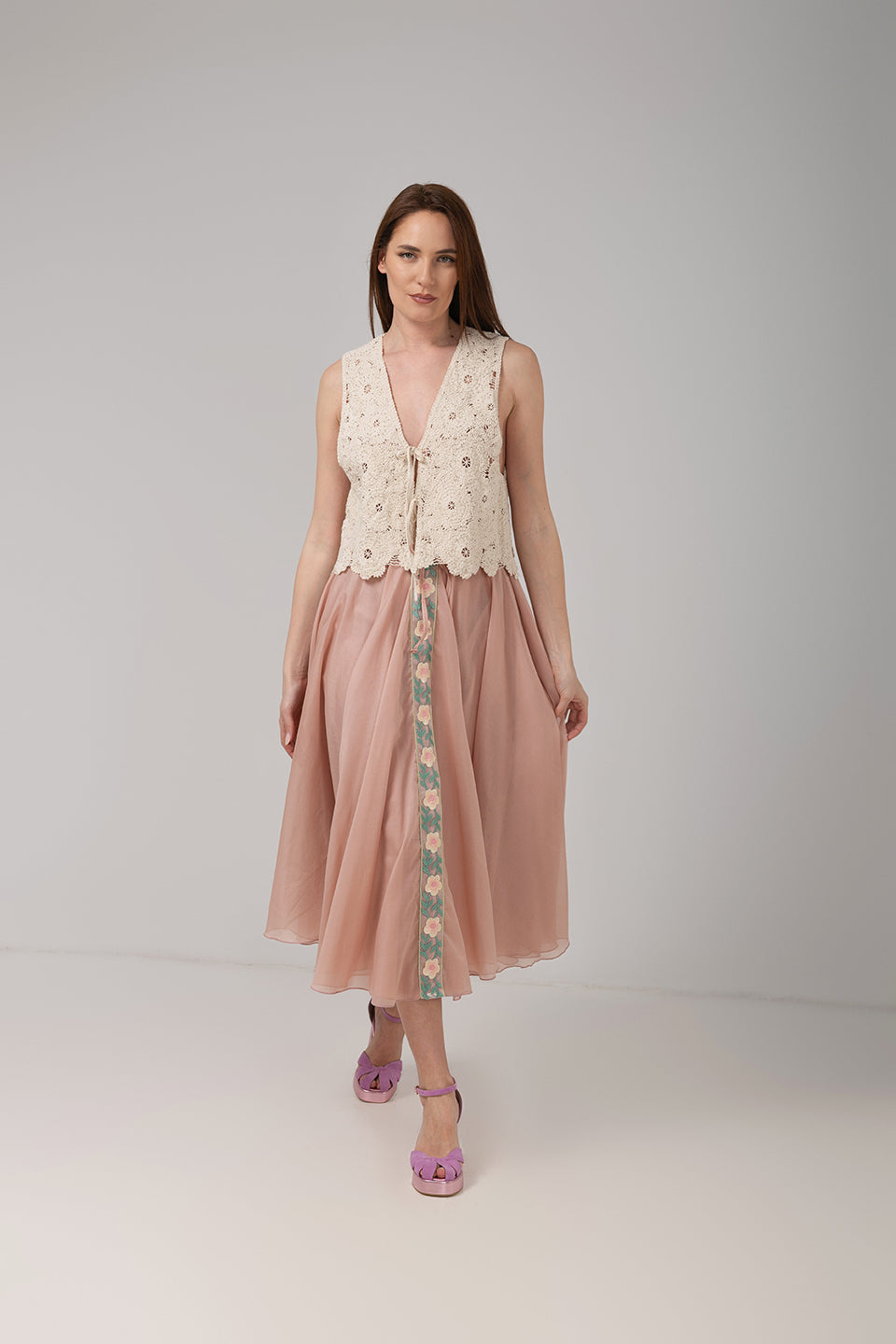 Load image into Gallery viewer, Yellow midi pleated skirt with elastic band