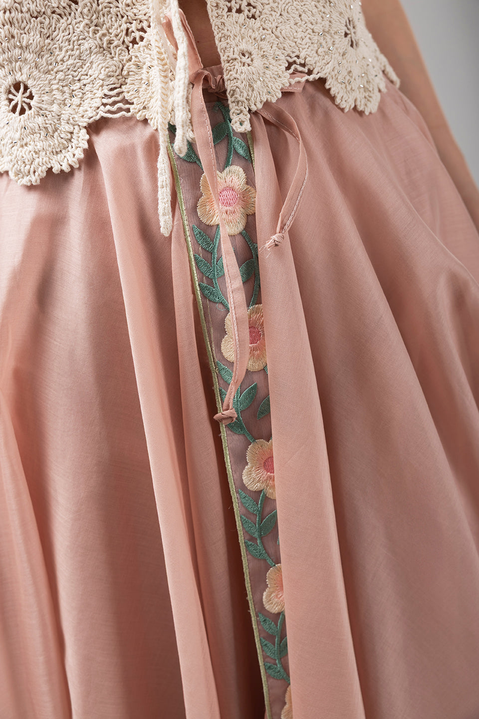 Load image into Gallery viewer, Yellow midi pleated skirt with elastic band