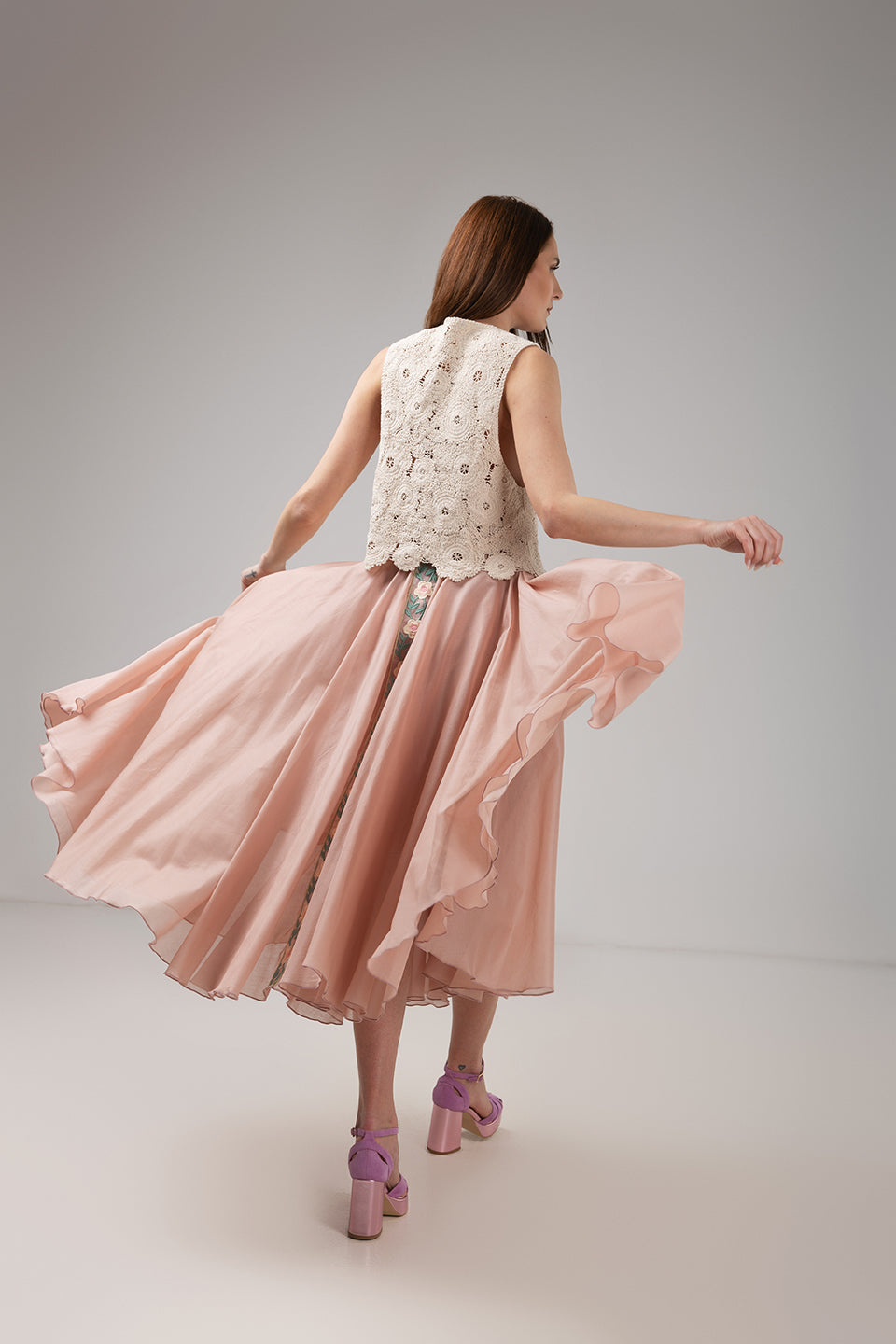 Load image into Gallery viewer, Yellow midi pleated skirt with elastic band
