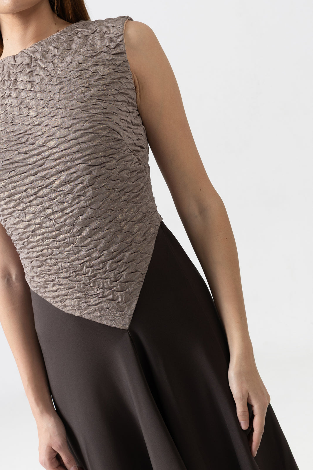 Load image into Gallery viewer, Dusty pink midi dress with cut-out shoulders